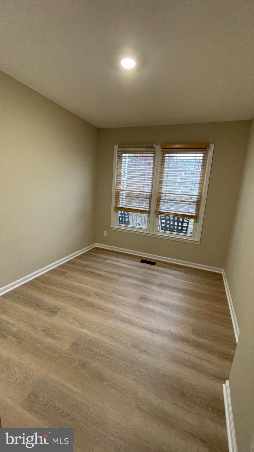 SUNSET RIDGE - Residential Lease