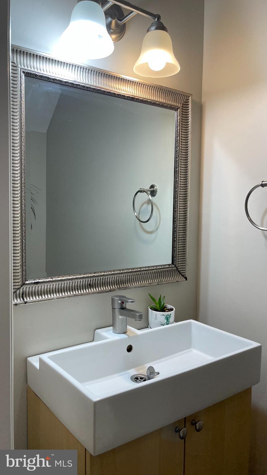 SUNSET RIDGE - Residential Lease