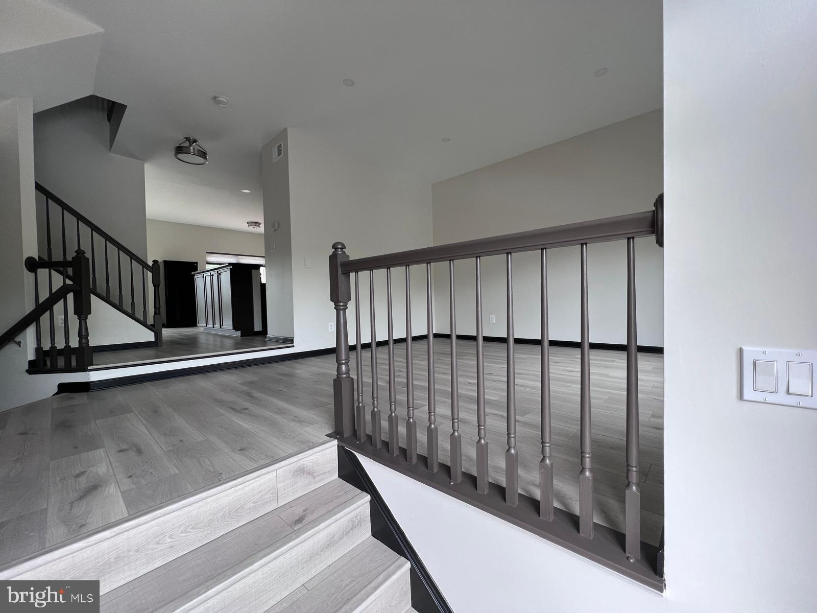 COLONNADE AT DULLES - Residential