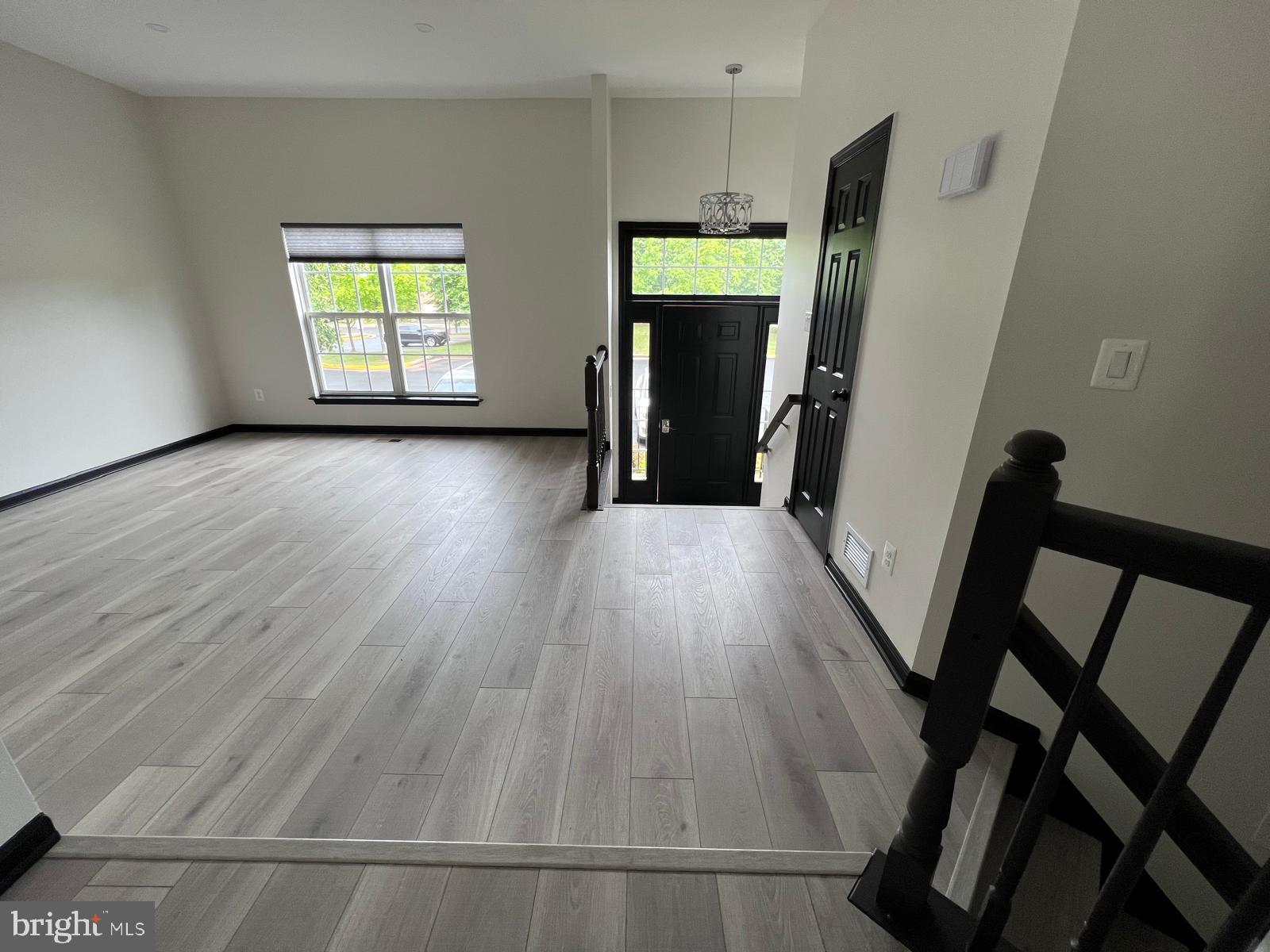 COLONNADE AT DULLES - Residential