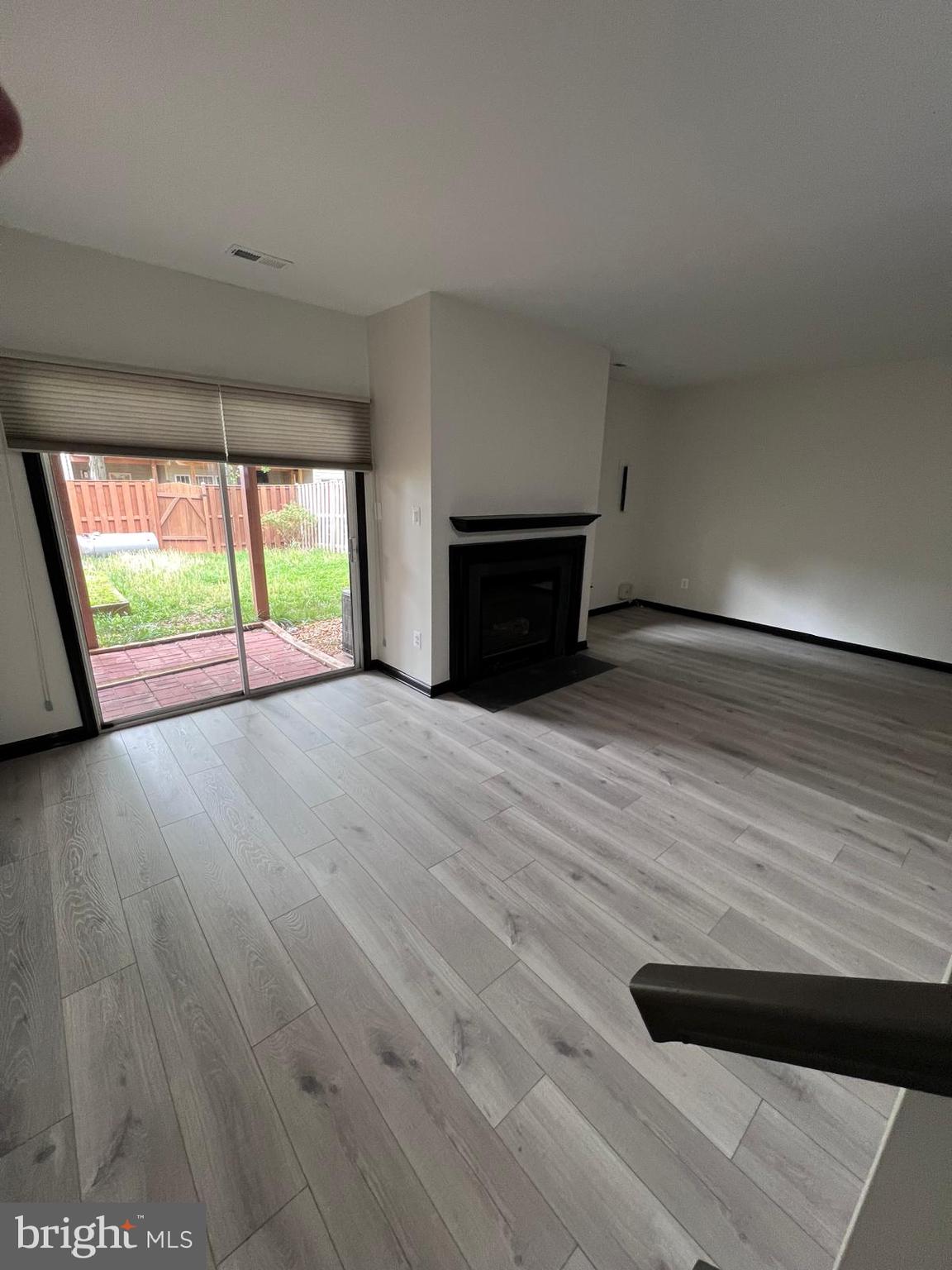 COLONNADE AT DULLES - Residential