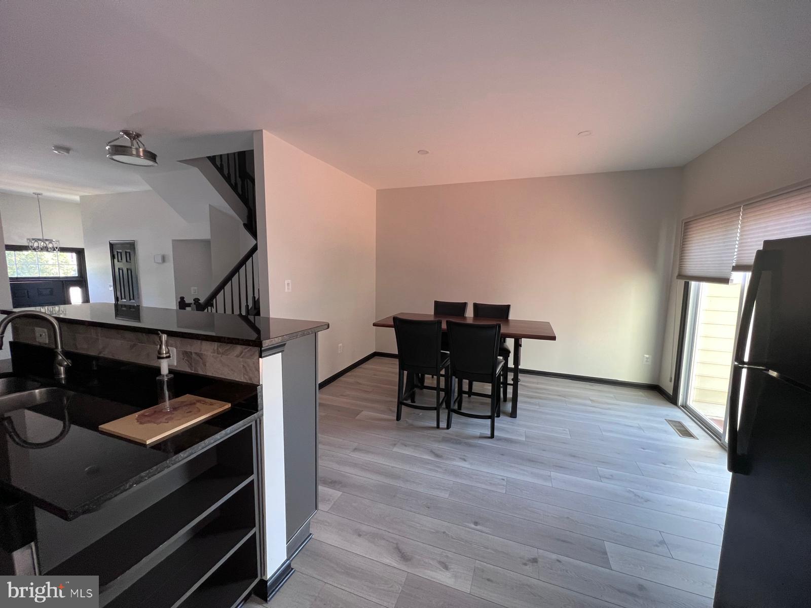 COLONNADE AT DULLES - Residential