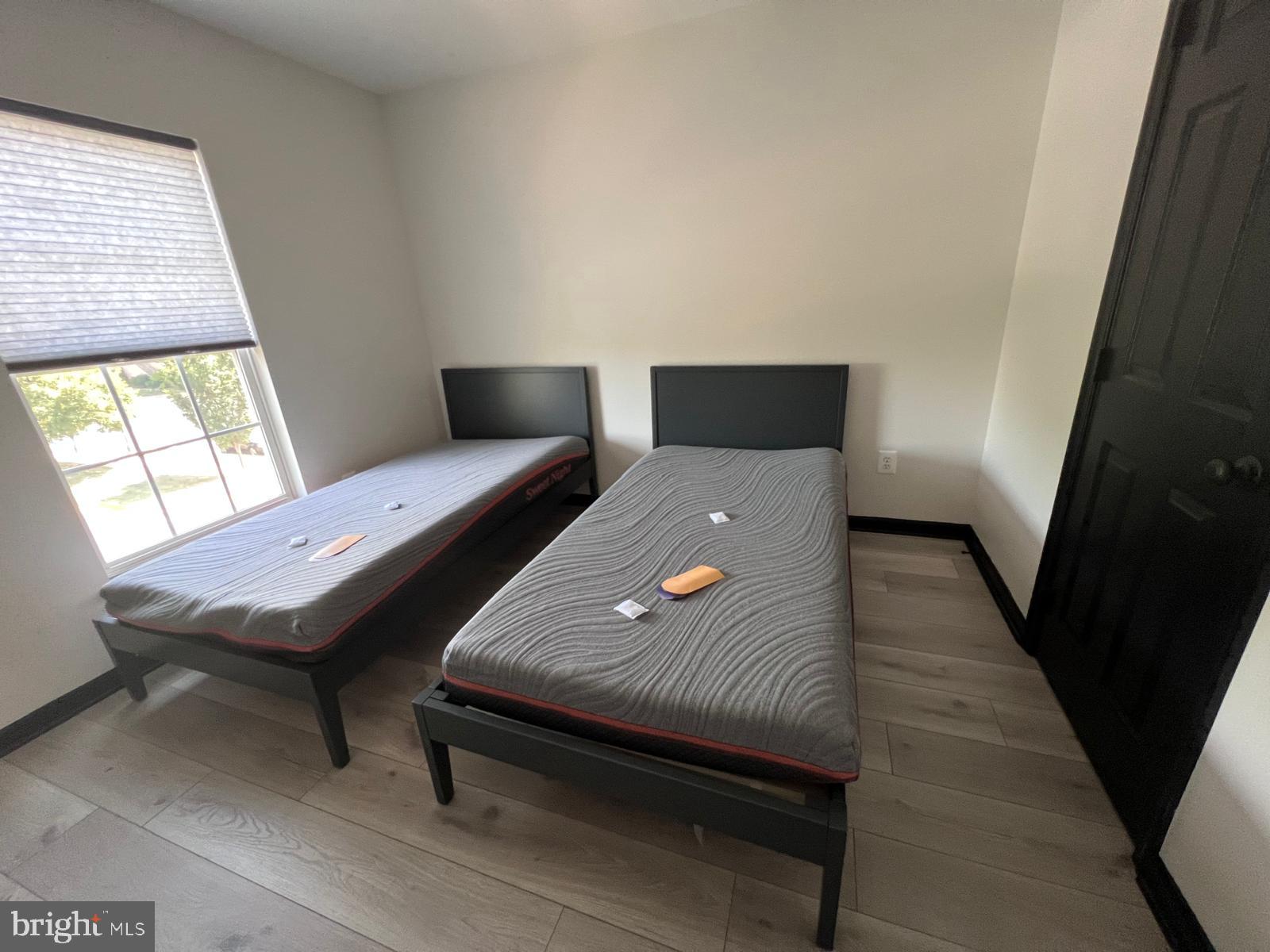 COLONNADE AT DULLES - Residential