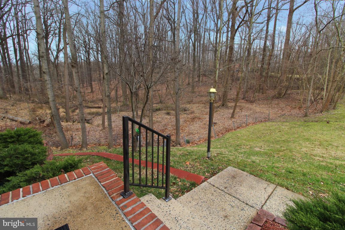 CROMWELL WOODS - Residential