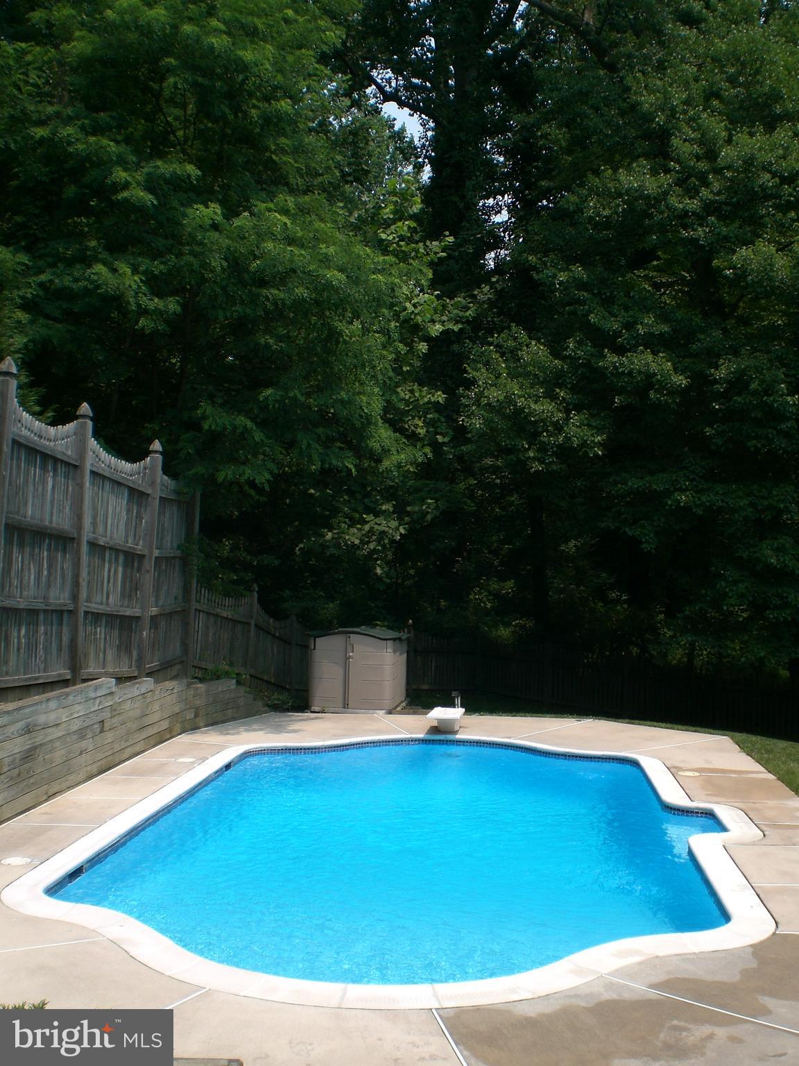 CROMWELL WOODS - Residential