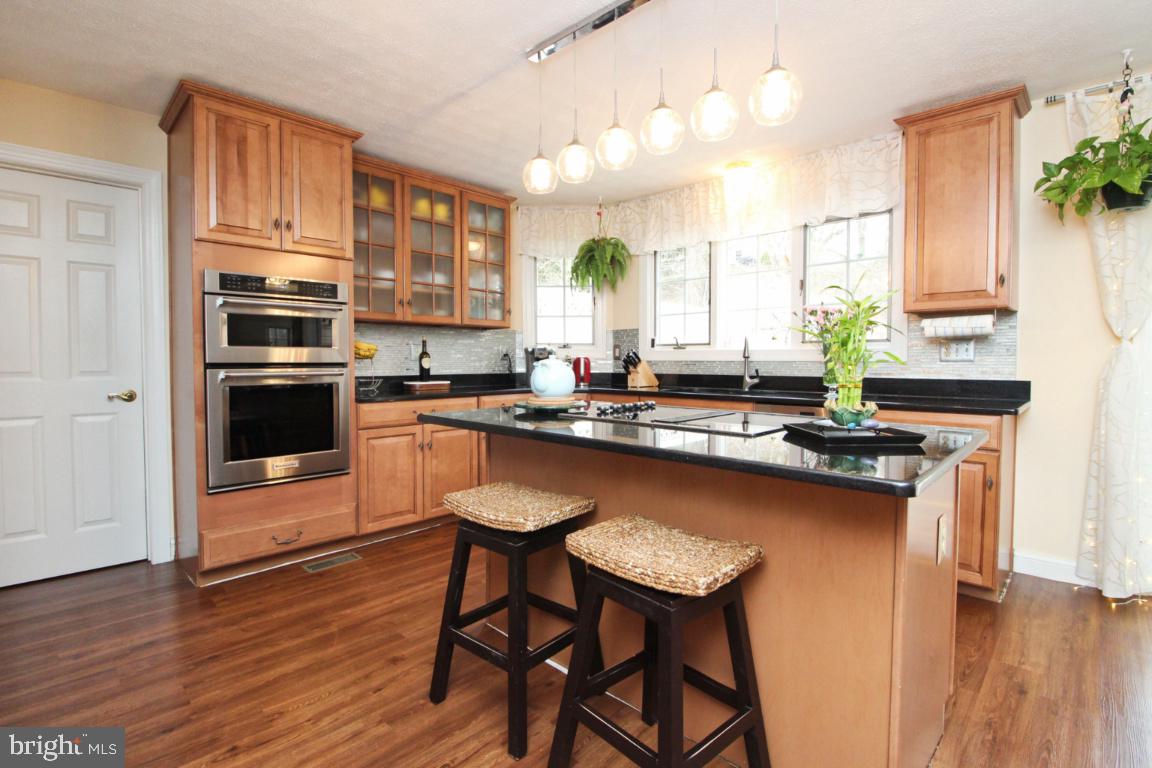 CROMWELL WOODS - Residential