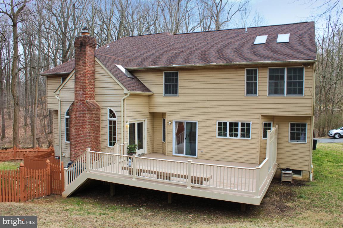 CROMWELL WOODS - Residential