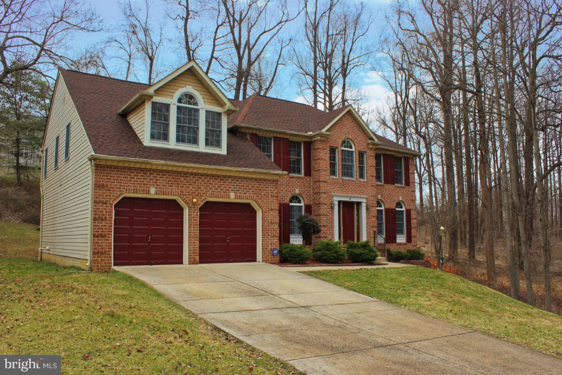 CROMWELL WOODS - Residential