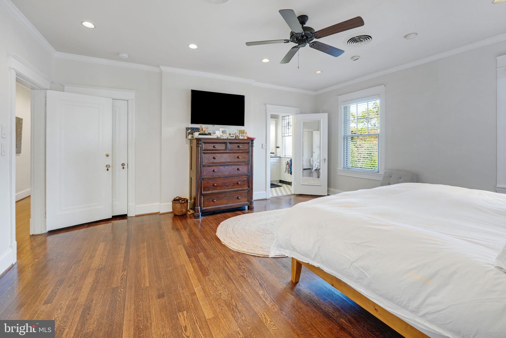 OBSERVATORY CIRCLE - Residential