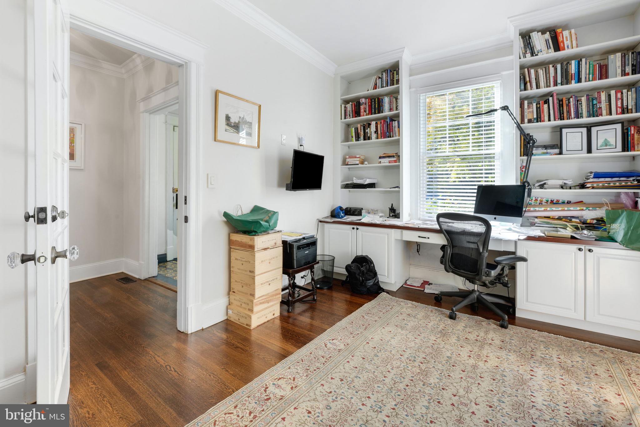 OBSERVATORY CIRCLE - Residential