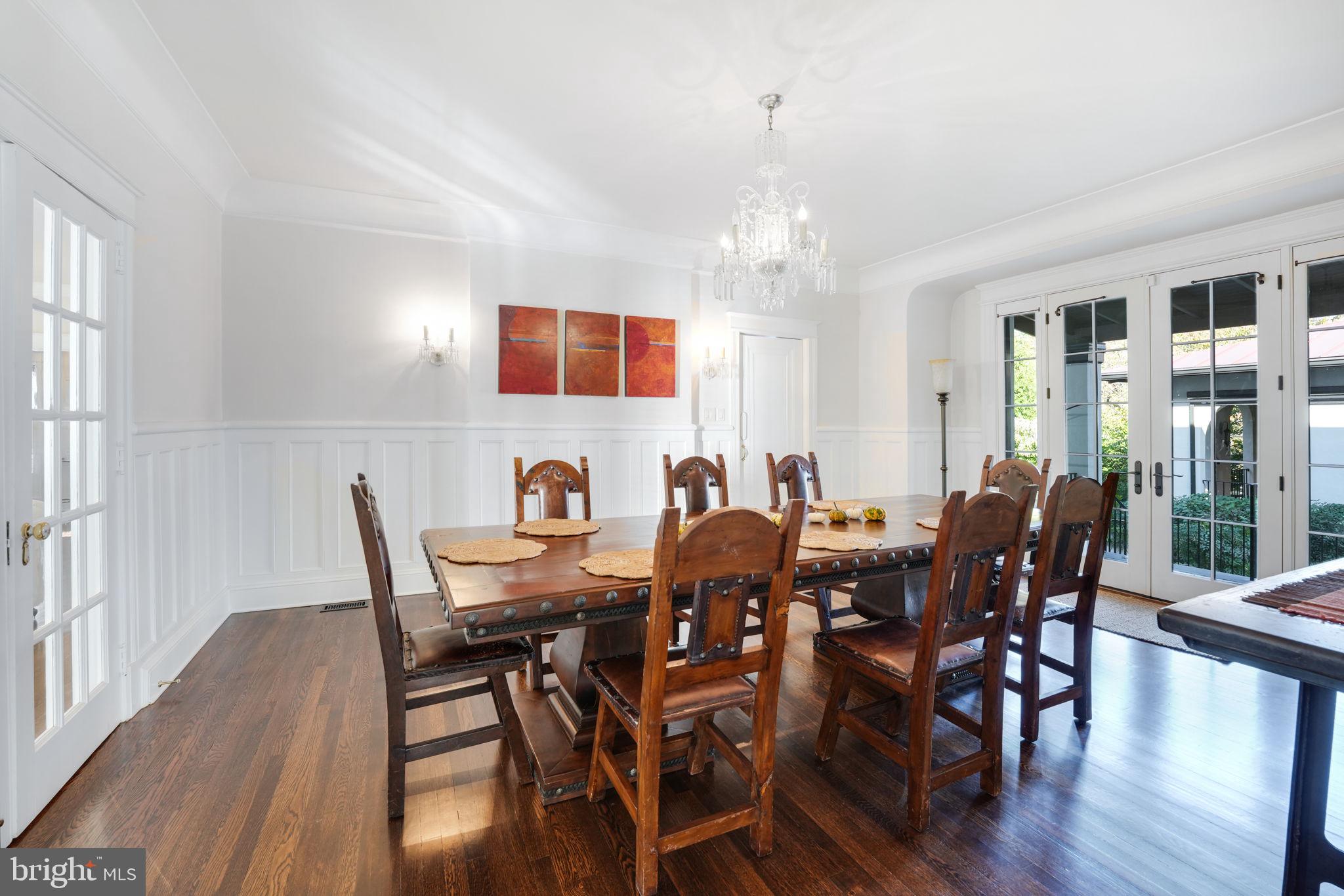 OBSERVATORY CIRCLE - Residential