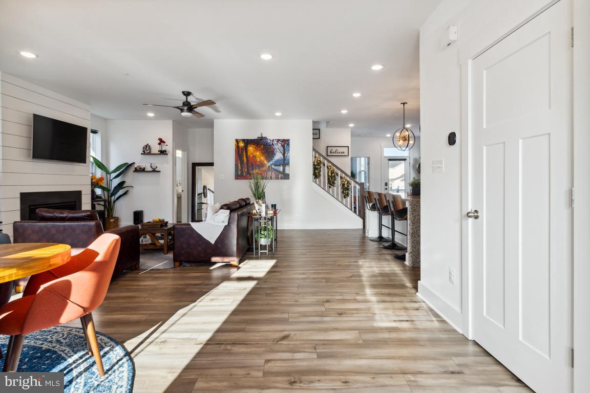 GAMBRILL VIEW - Residential