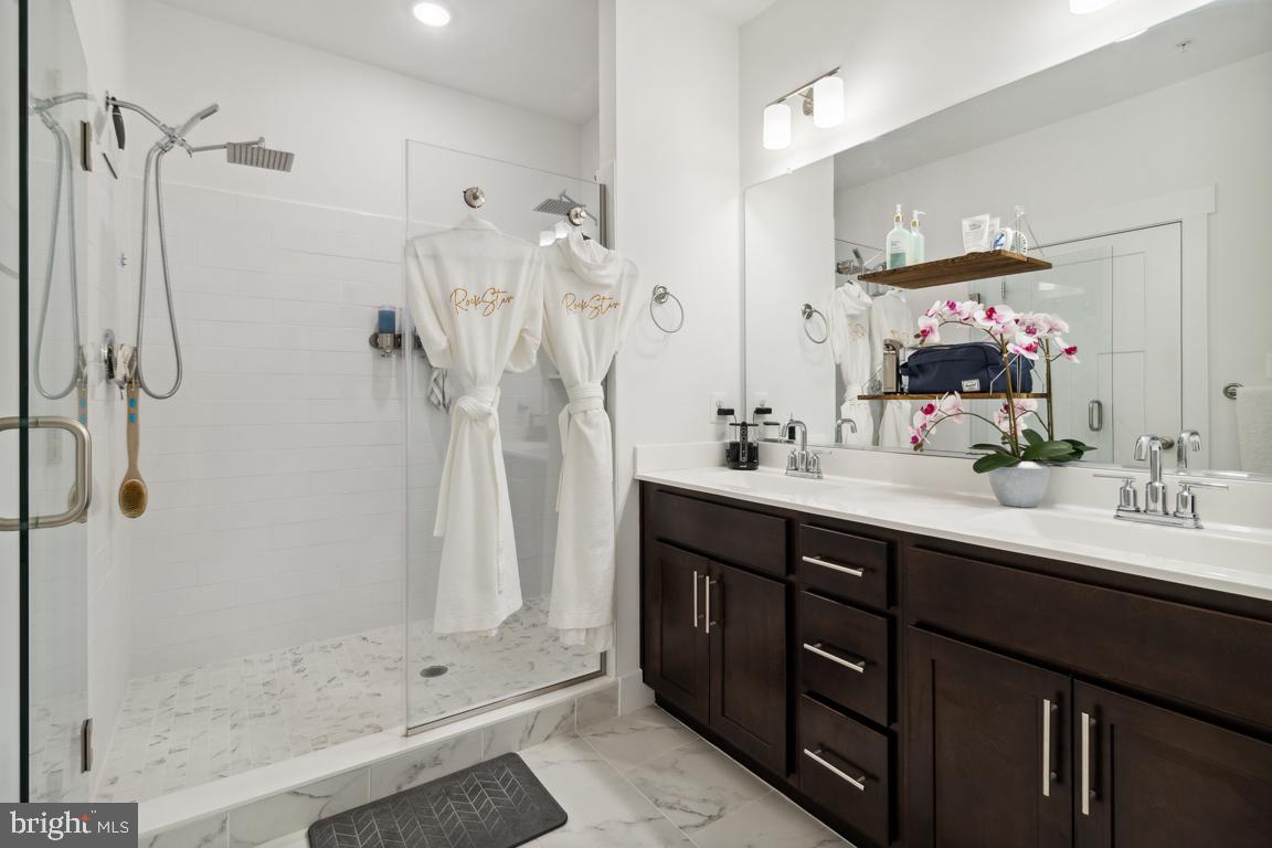 GAMBRILL VIEW - Residential