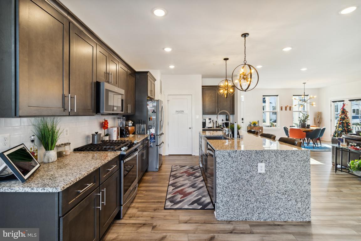 GAMBRILL VIEW - Residential