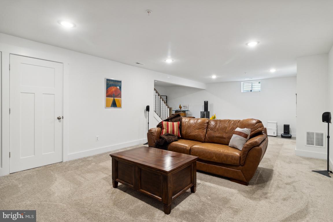 GAMBRILL VIEW - Residential