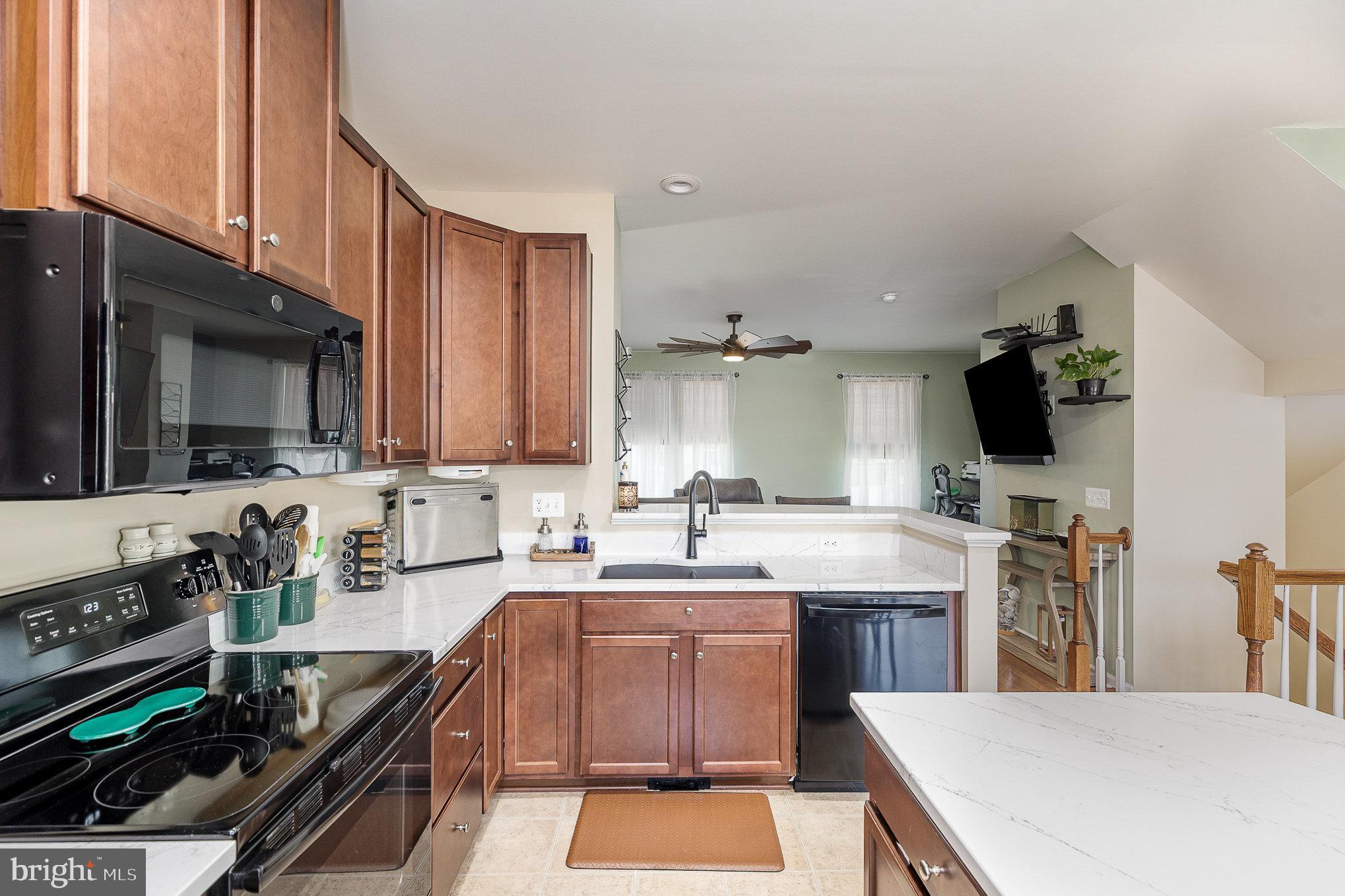 WAVERLY STATION - Residential