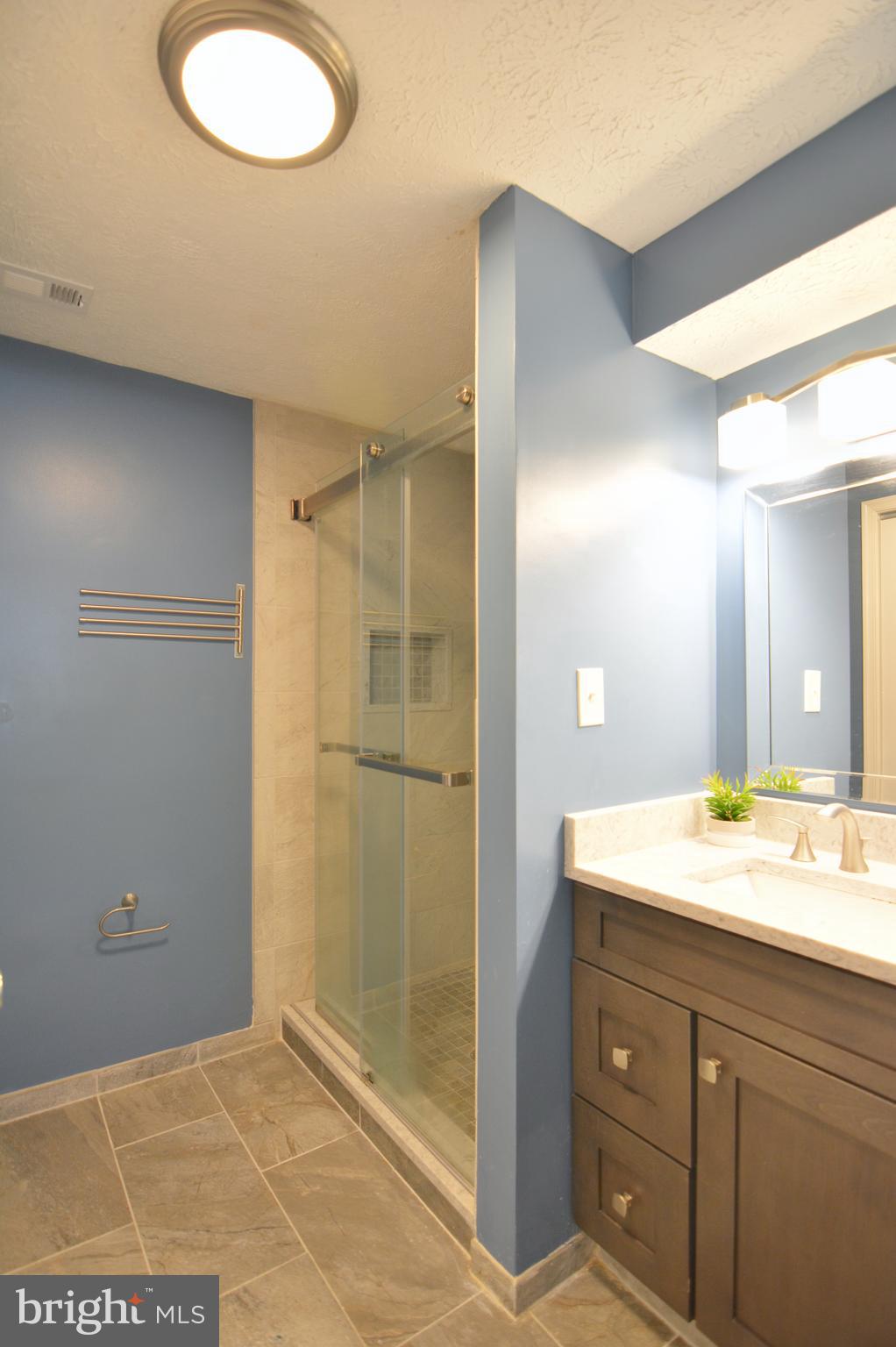 HERITAGE WOODS - Residential