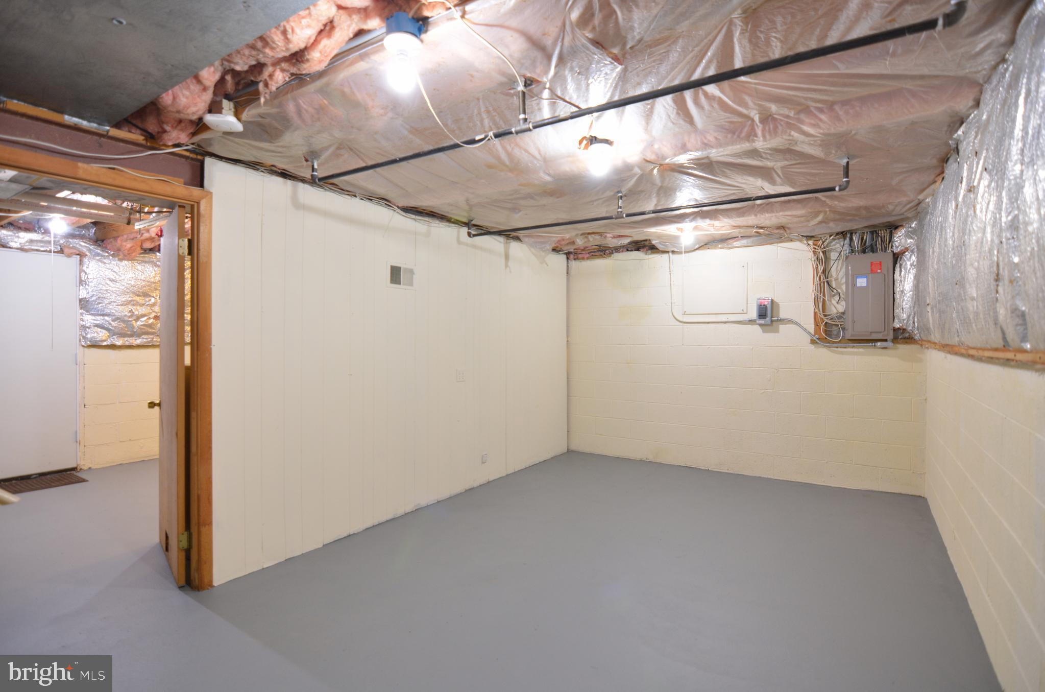 HERITAGE WOODS - Residential