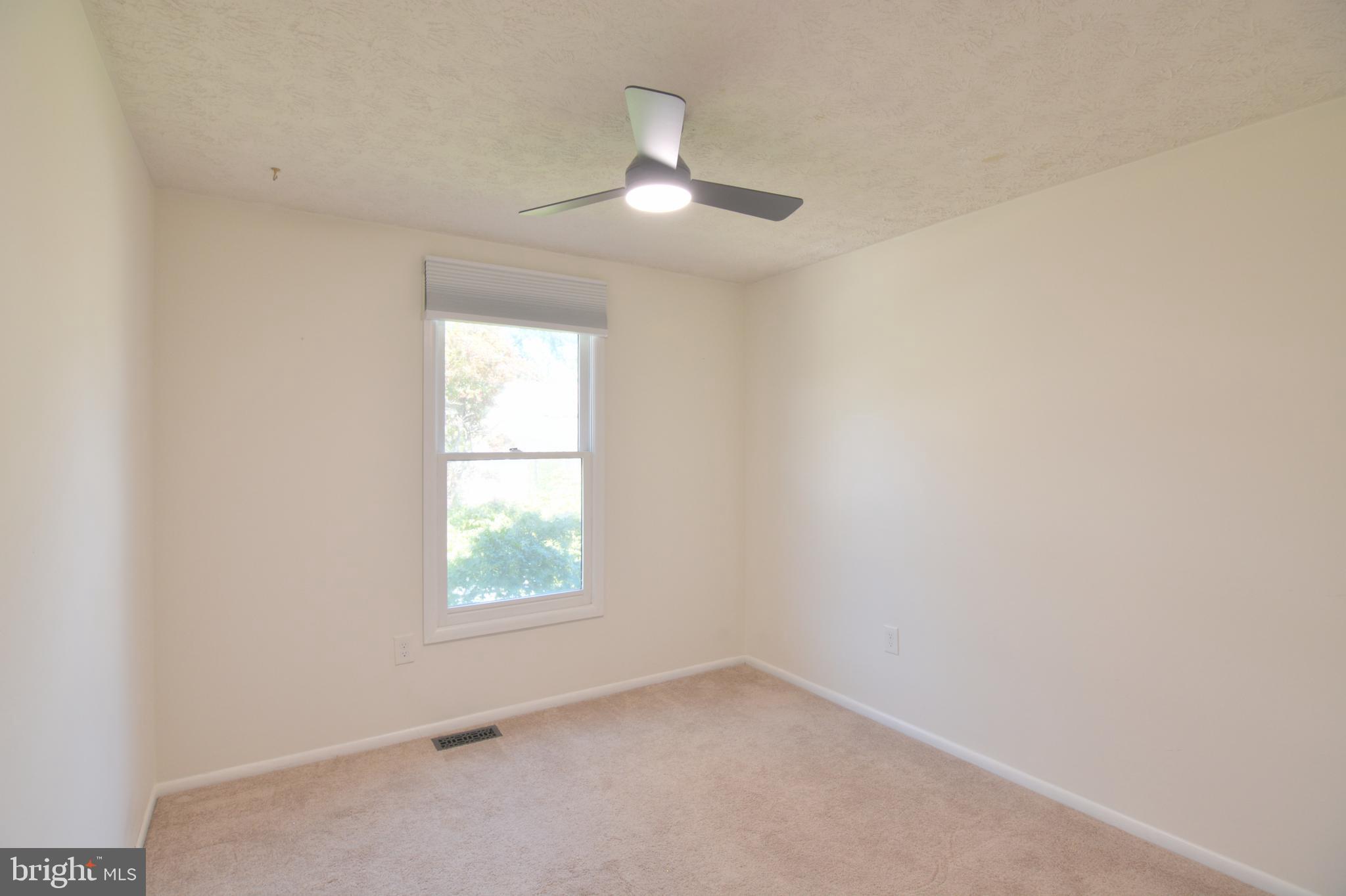 HERITAGE WOODS - Residential