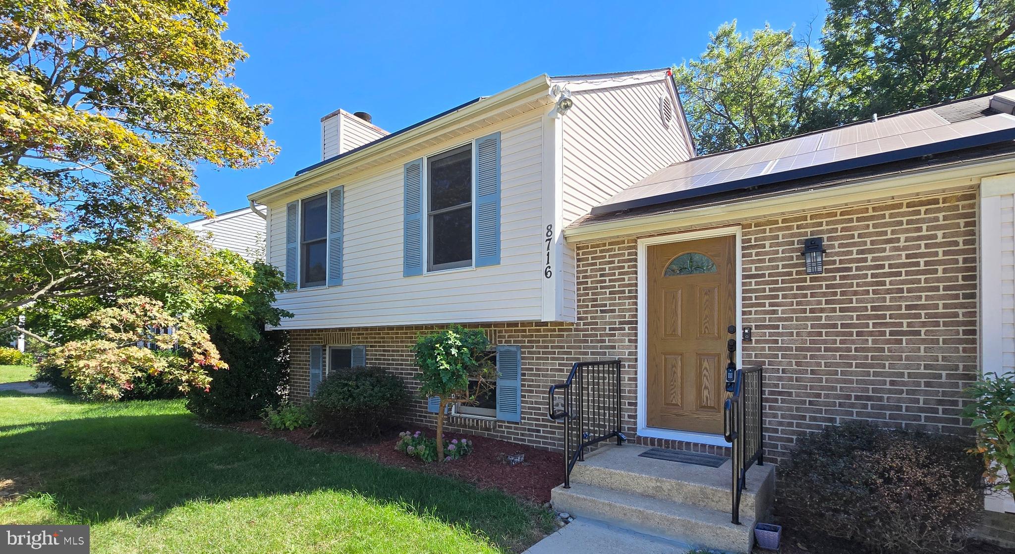 8716 CLEMENTE COURT