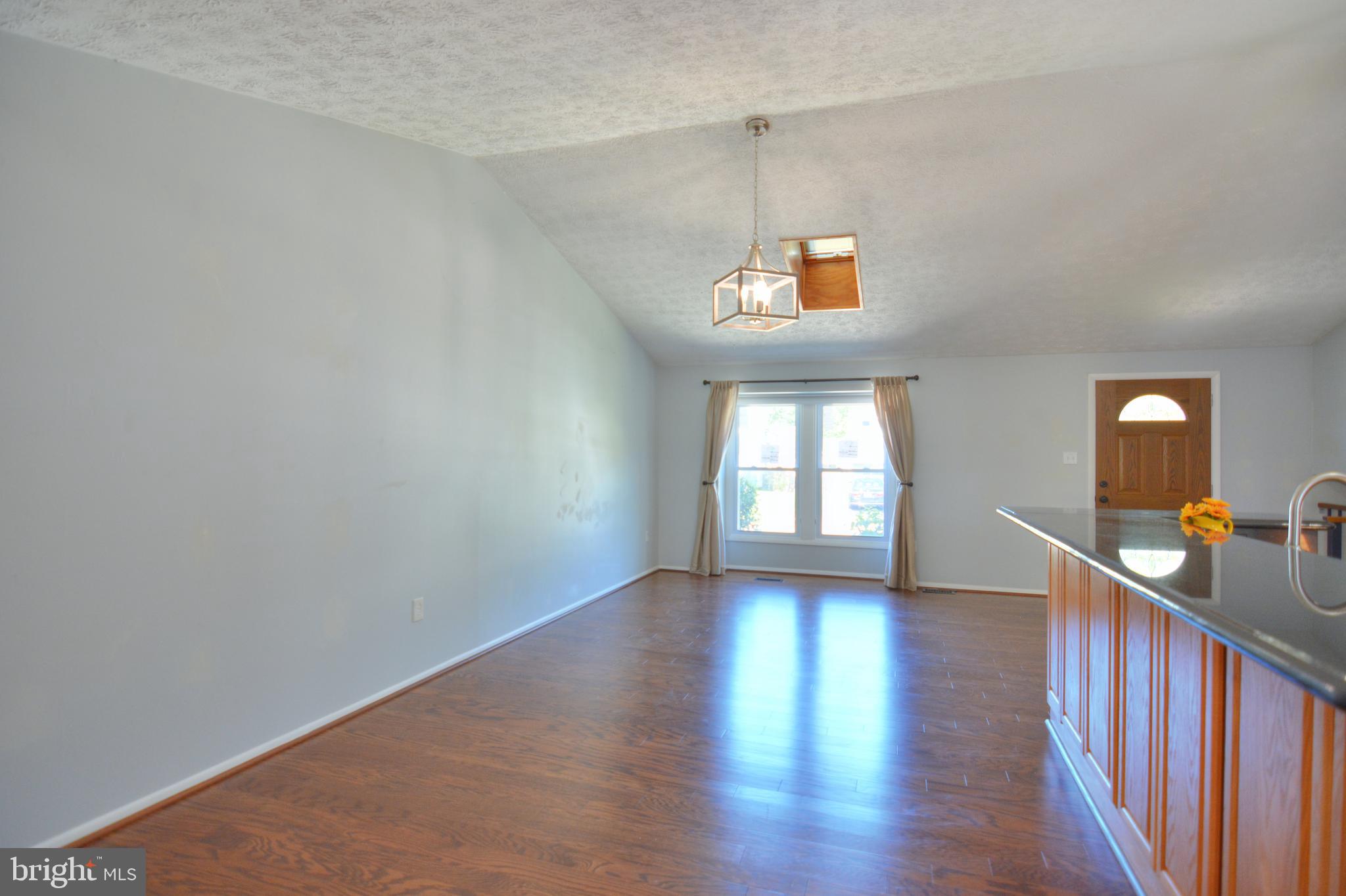 HERITAGE WOODS - Residential