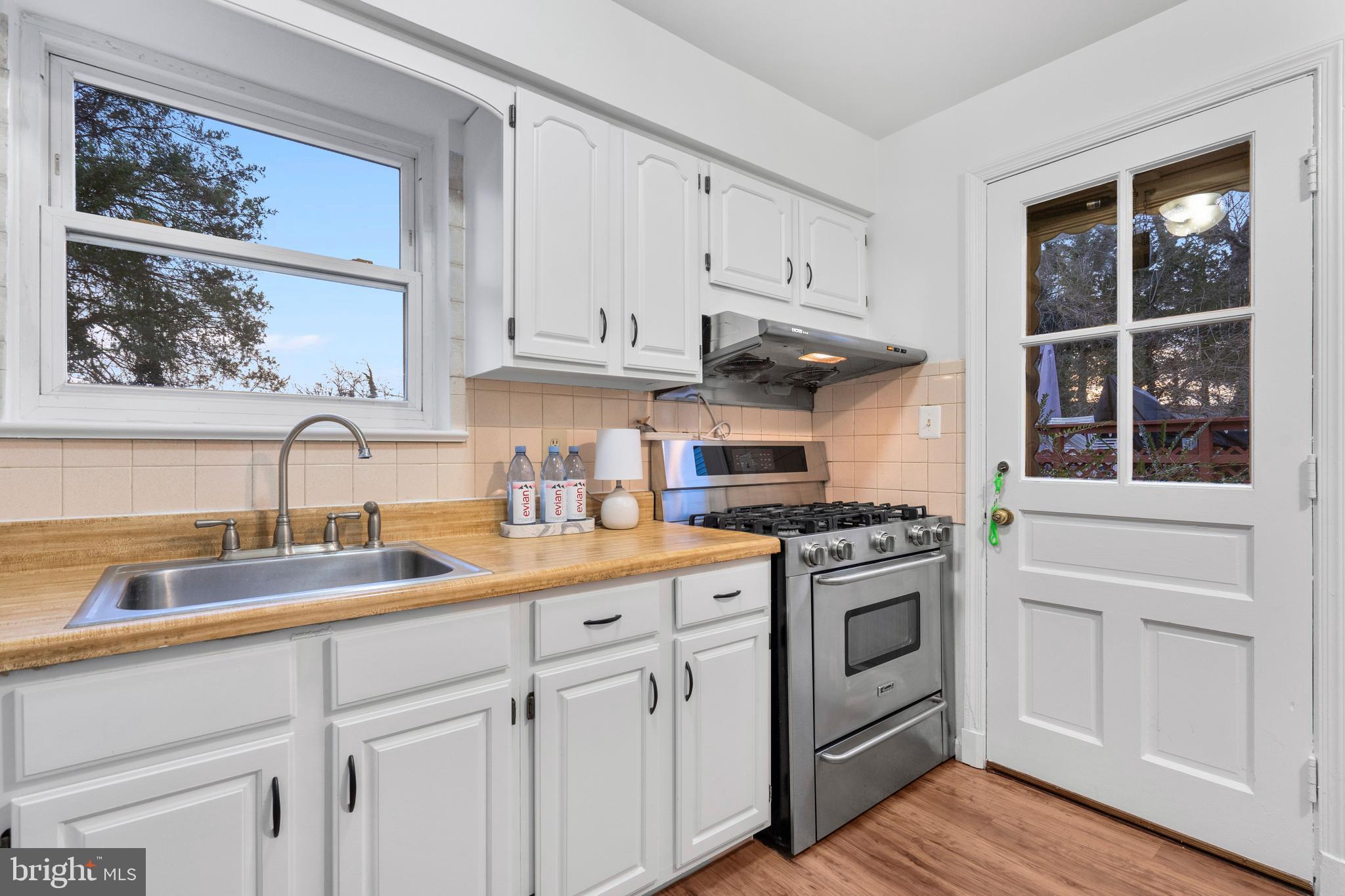 CAMERON HOMES - Residential