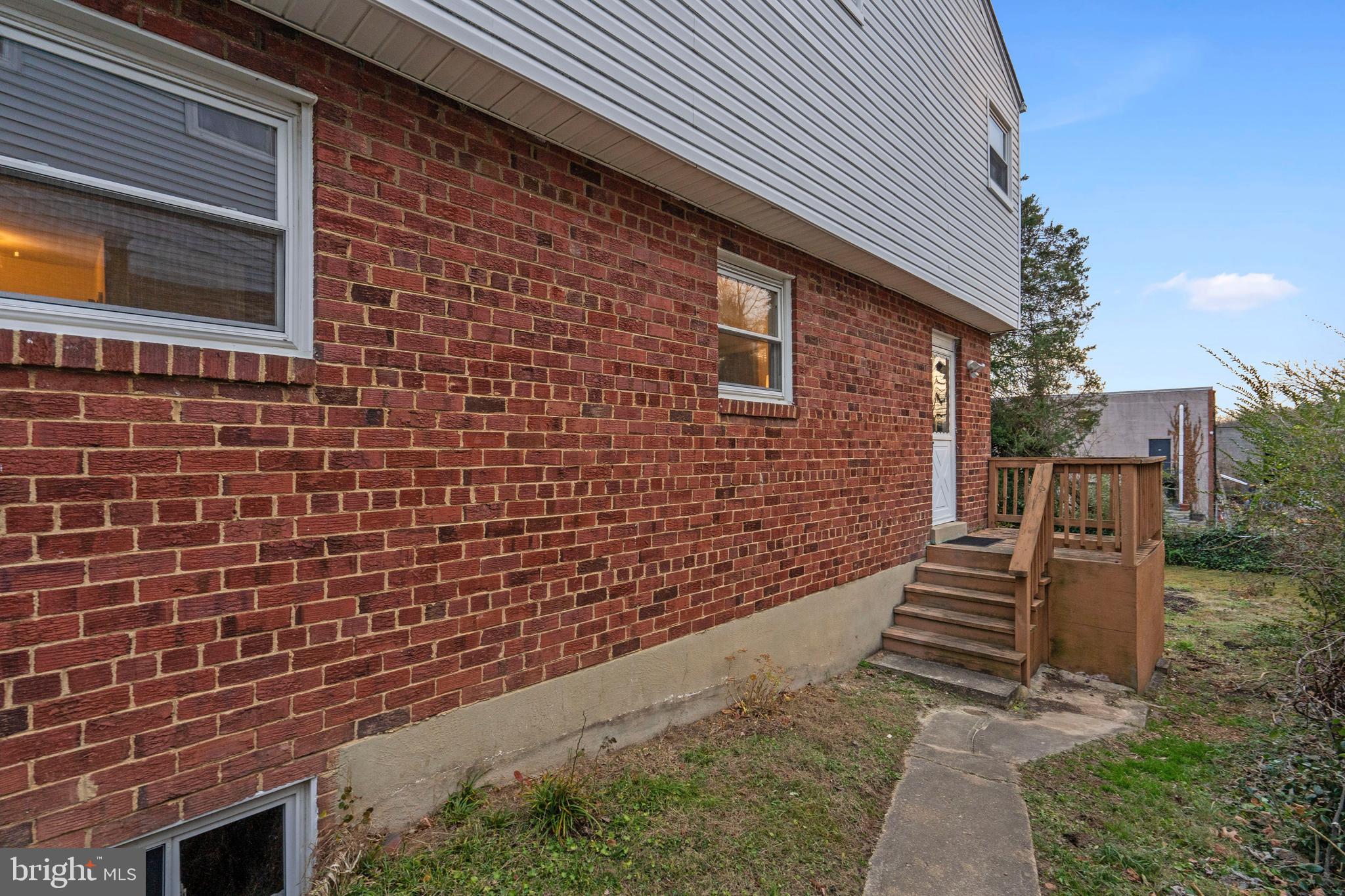 CAMERON HOMES - Residential