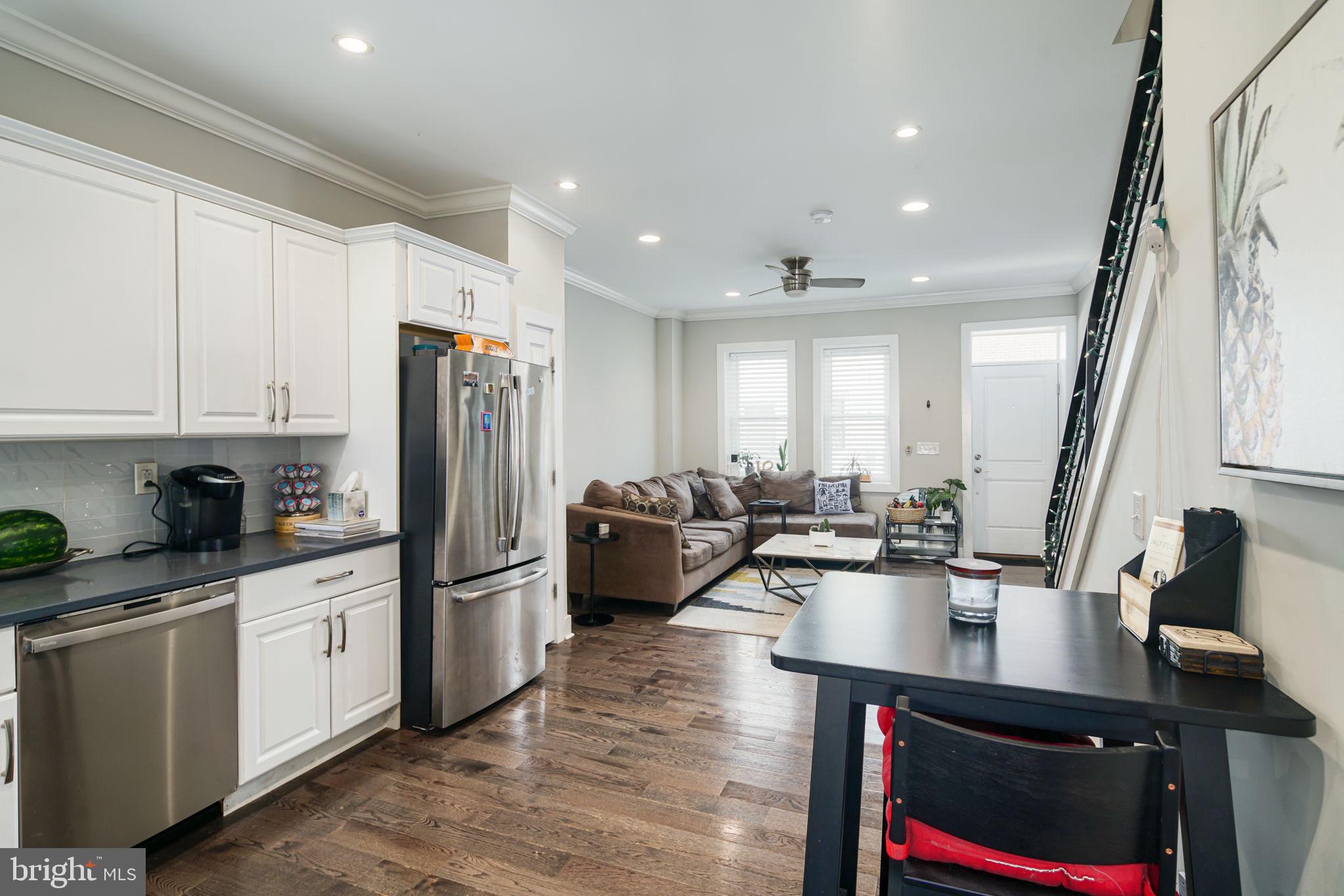 POINT BREEZE - Residential