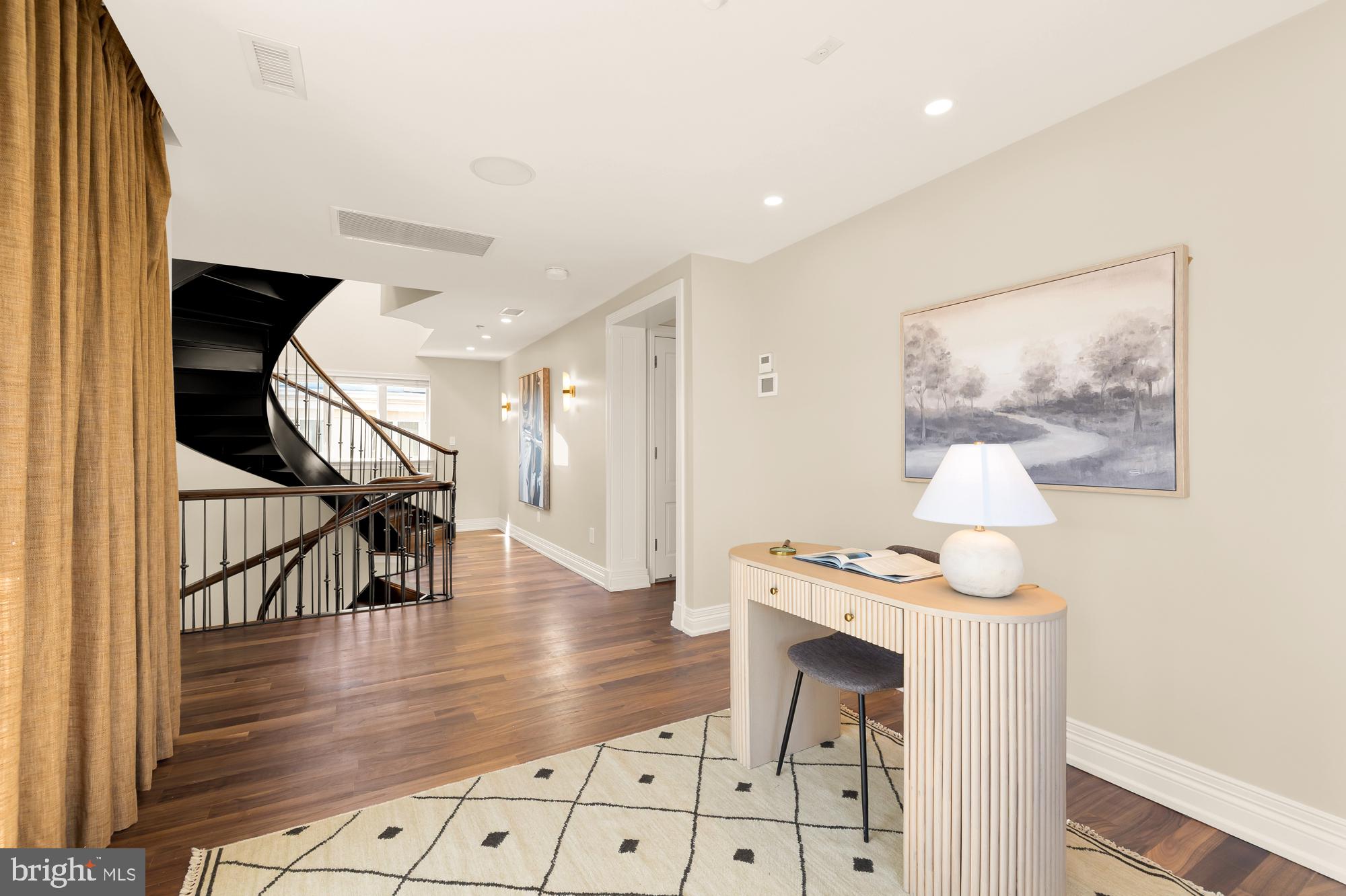 FEDERAL HILL HISTORIC DISTRICT - Residential Lease