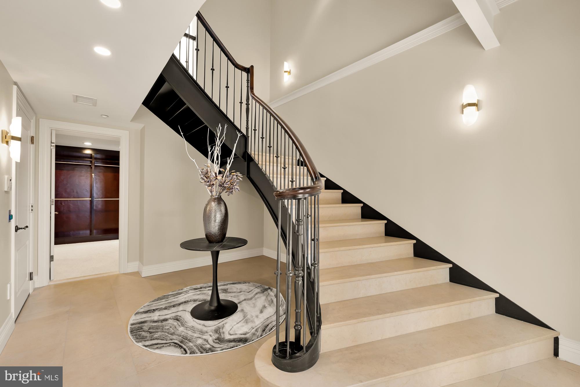 FEDERAL HILL HISTORIC DISTRICT - Residential Lease
