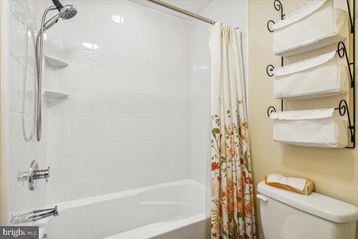 NEW MARKET WEST - Residential