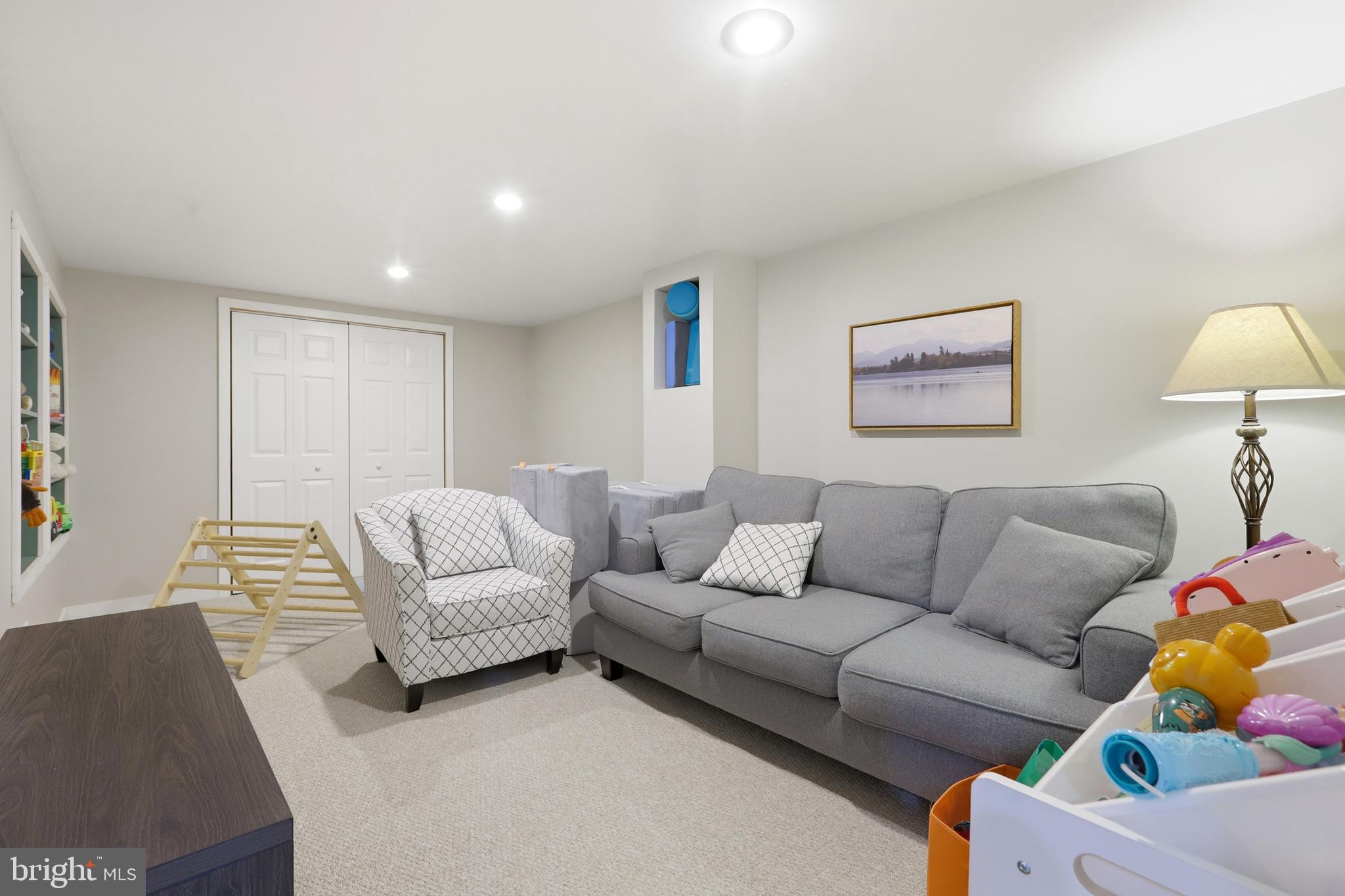 NON AVAILABLE - Residential