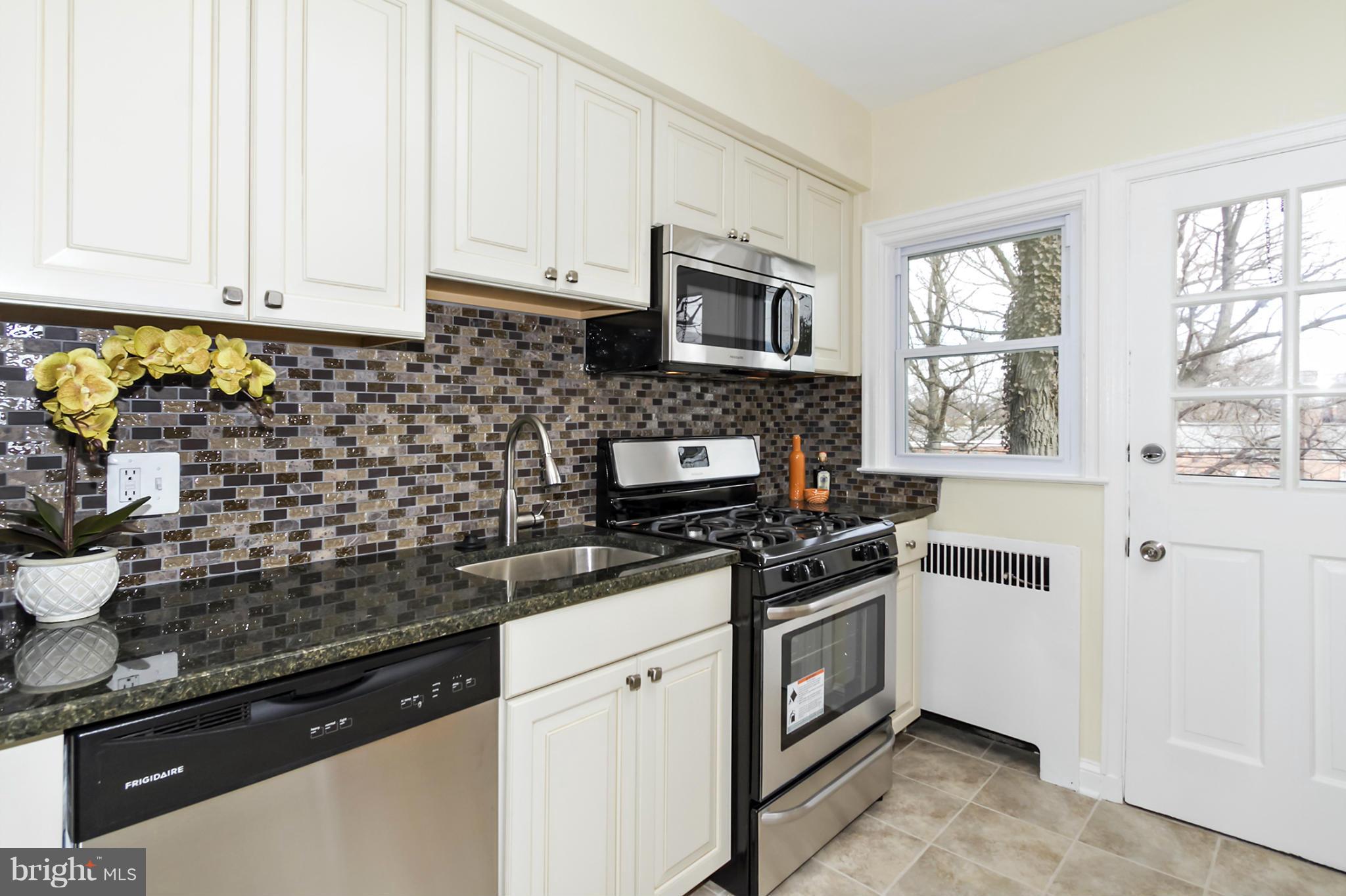 ORIGINAL NORTHWOOD - Residential