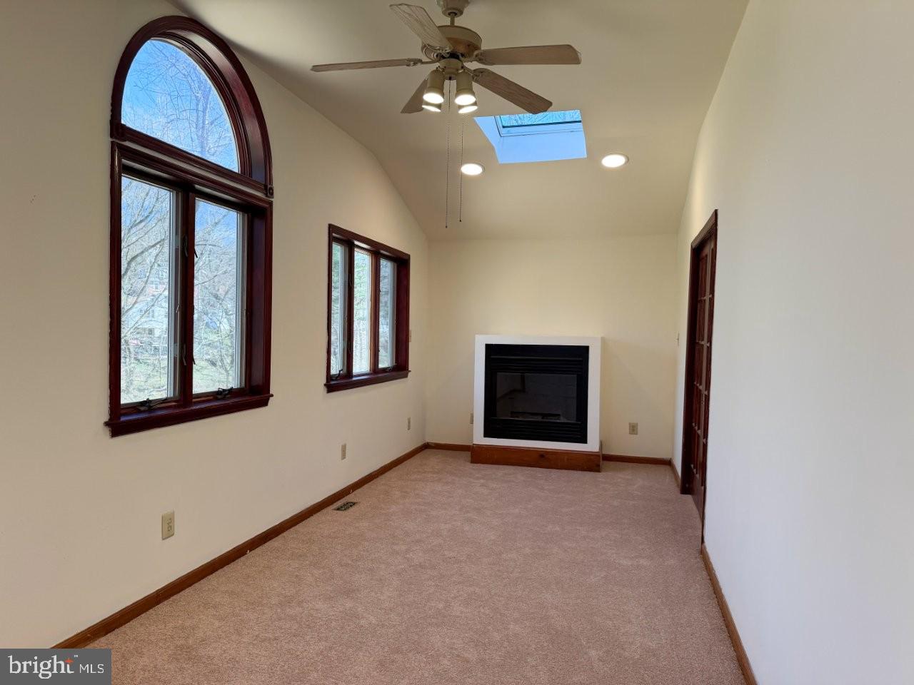 COLONIAL PARK - Residential