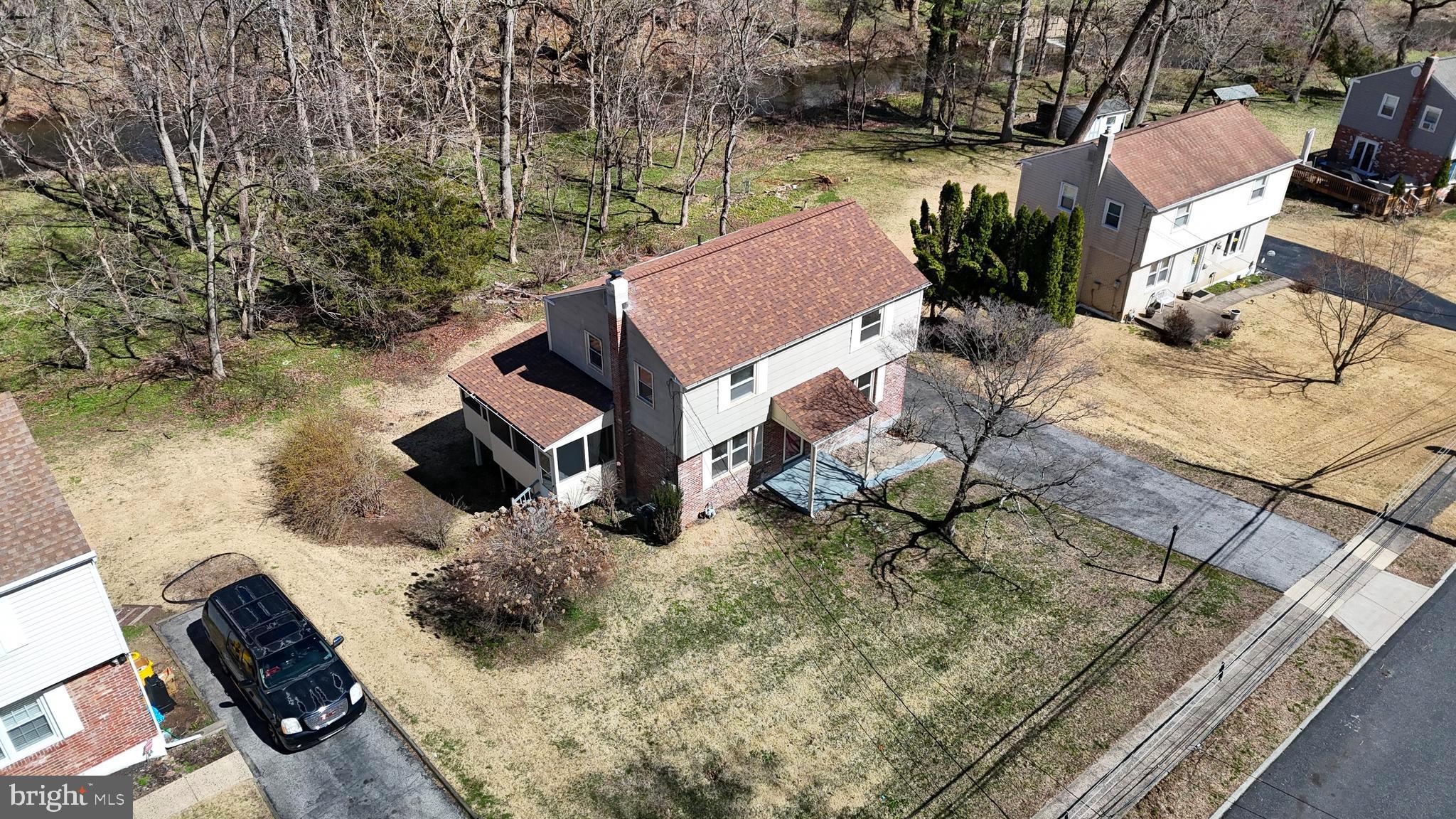 COLONIAL PARK - Residential