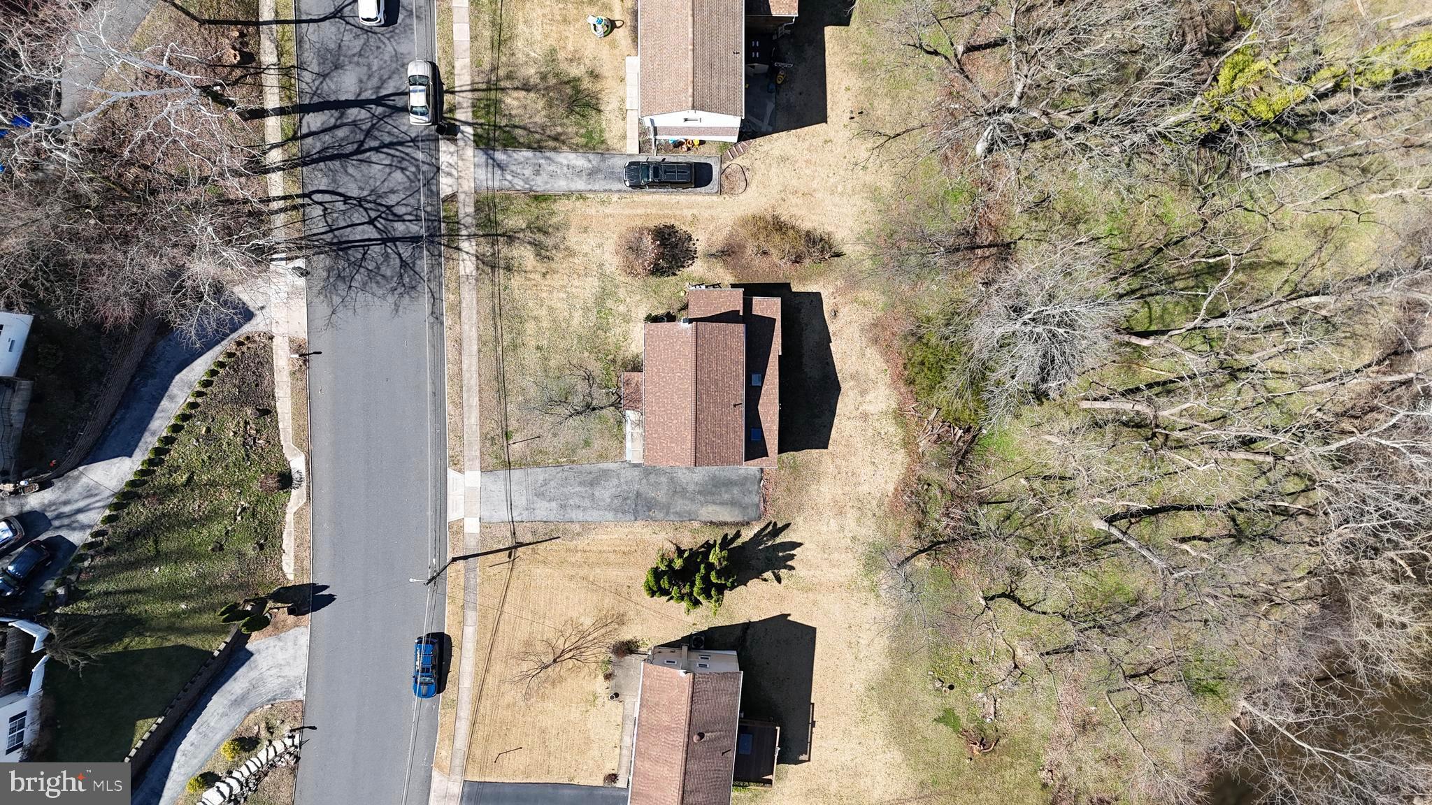 COLONIAL PARK - Residential