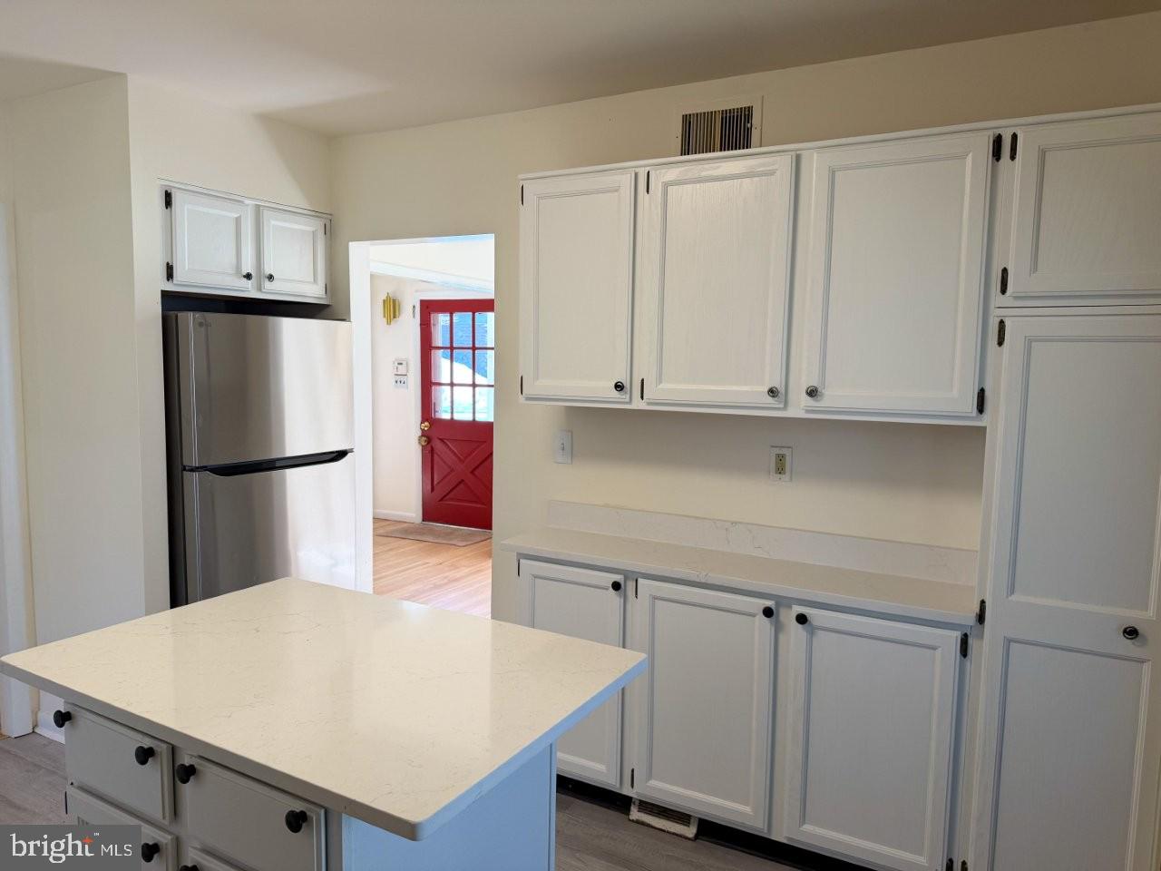 COLONIAL PARK - Residential