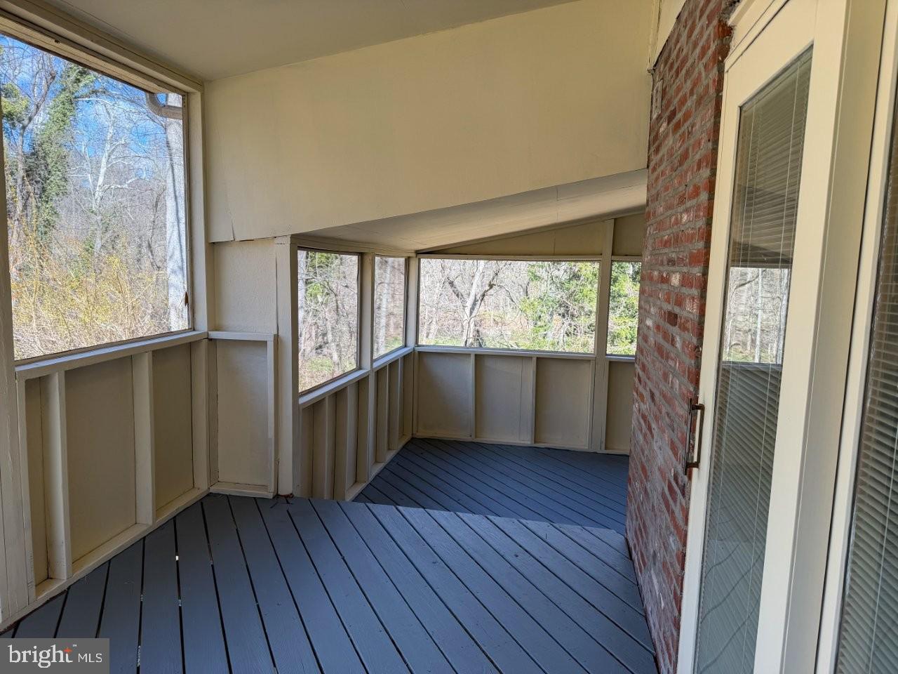 COLONIAL PARK - Residential