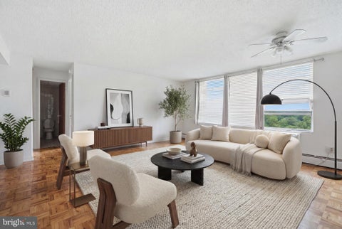 Condo For Rent - 1030 E Lancaster #1001<br/> Delaware County, BRYN MAWR, PA 19010