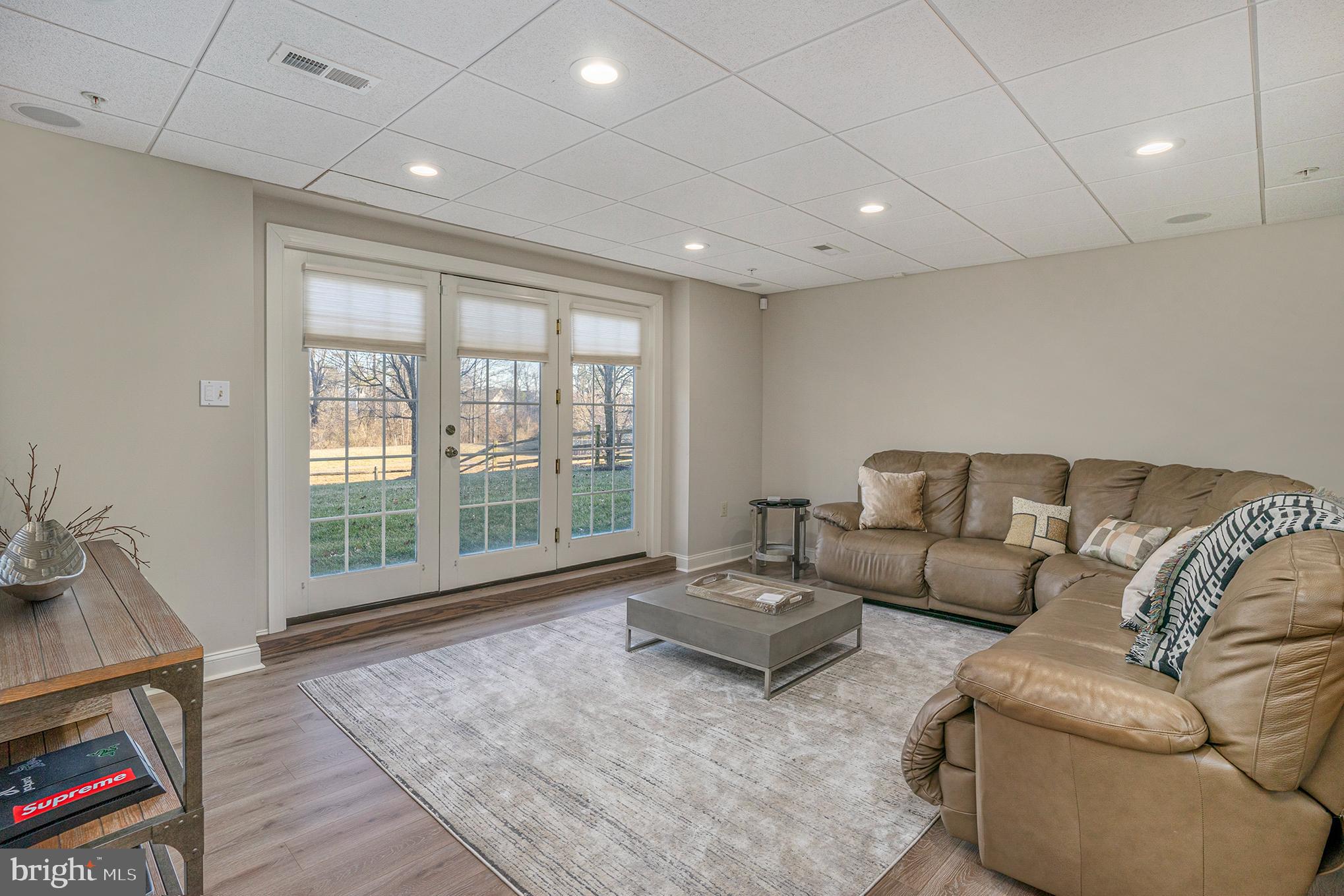 TREWELLYN CROSSING - Residential