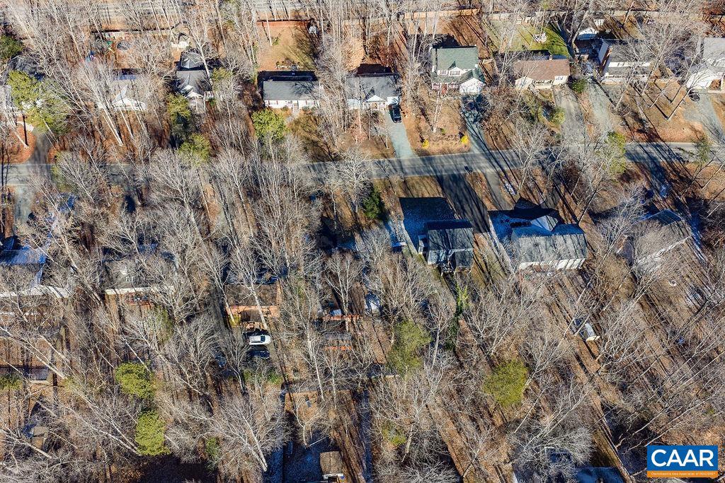 LAKE MONTICELLO - Residential