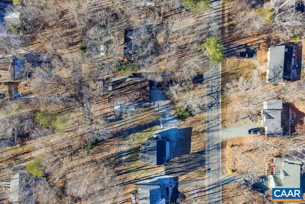 LAKE MONTICELLO - Residential