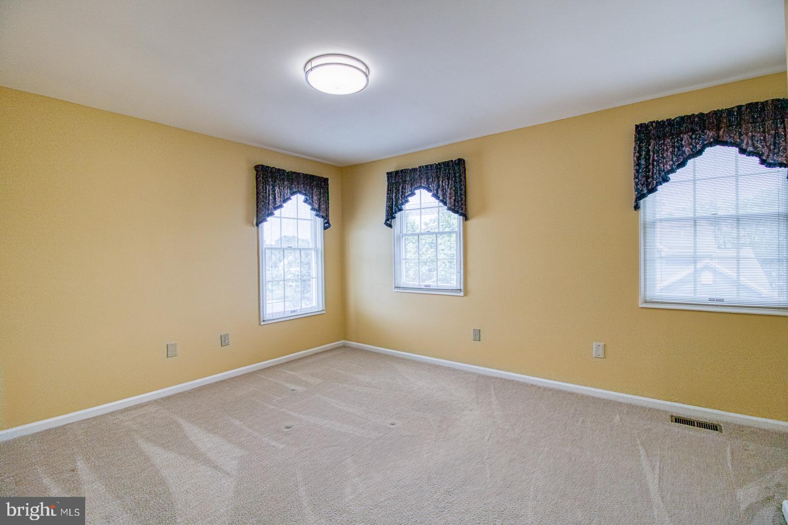 DUFIEF MILL - Residential