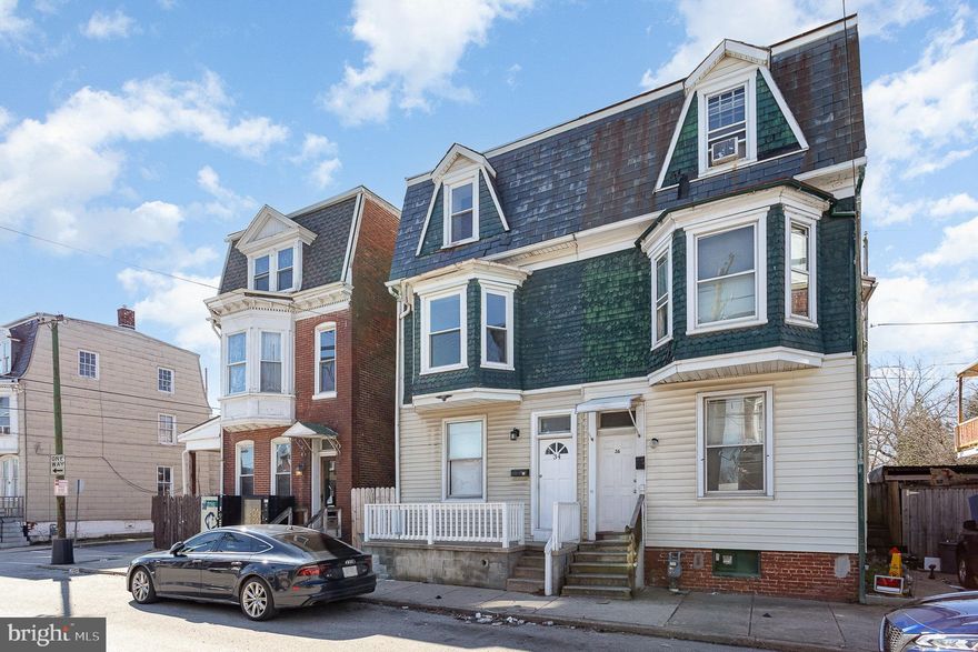 *Back on Market, Buyer could not get financing.*

Large 5 bedroom, 1.5 bathroom home on the west end of York City ready for it's next owner.  Renovated in 2023, this home has so many great features!  A spacious kitchen with a large peninsula with granite countertops.  The main level has beautiful LVP flooring, houses your laundry and a half bath.  On the 2nd floor you have 3 bedrooms and a full bathroom.  Lastly on the 3rd floor you have 2 more bedrooms, though notably one is a walkthrough.  The home has been freshly painted throughout along with 5 new windows.

This home was recently used a rental property, however, is now vacant; ready for you to utilize as a personal residence or rental home.
