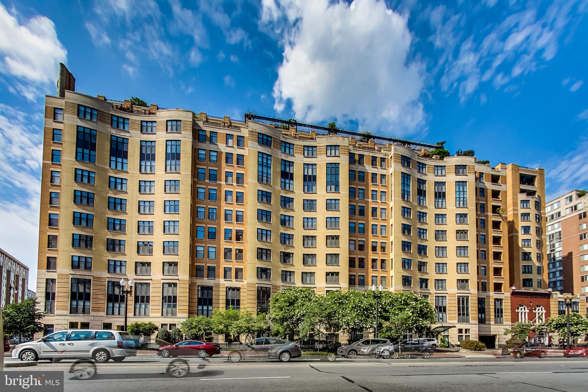 400 MASSACHUSETTS NW 722