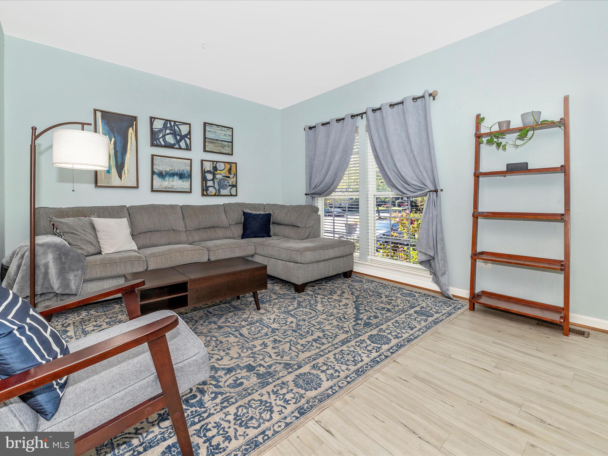 WELLINGTON TRACE - Residential