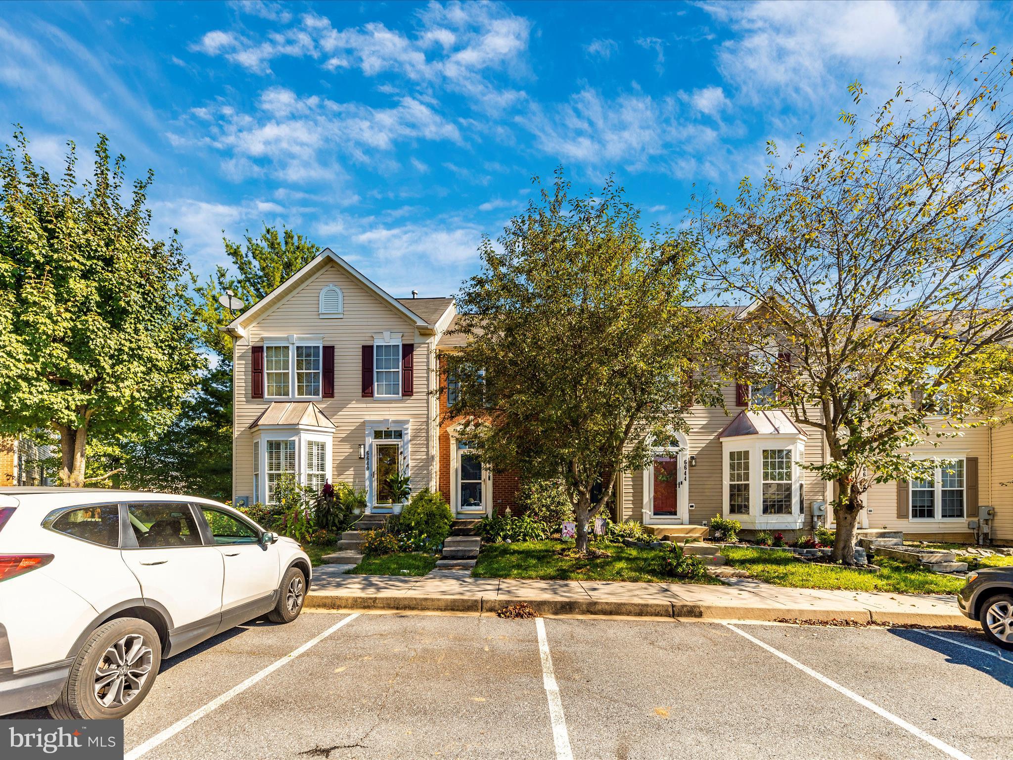 WELLINGTON TRACE - Residential