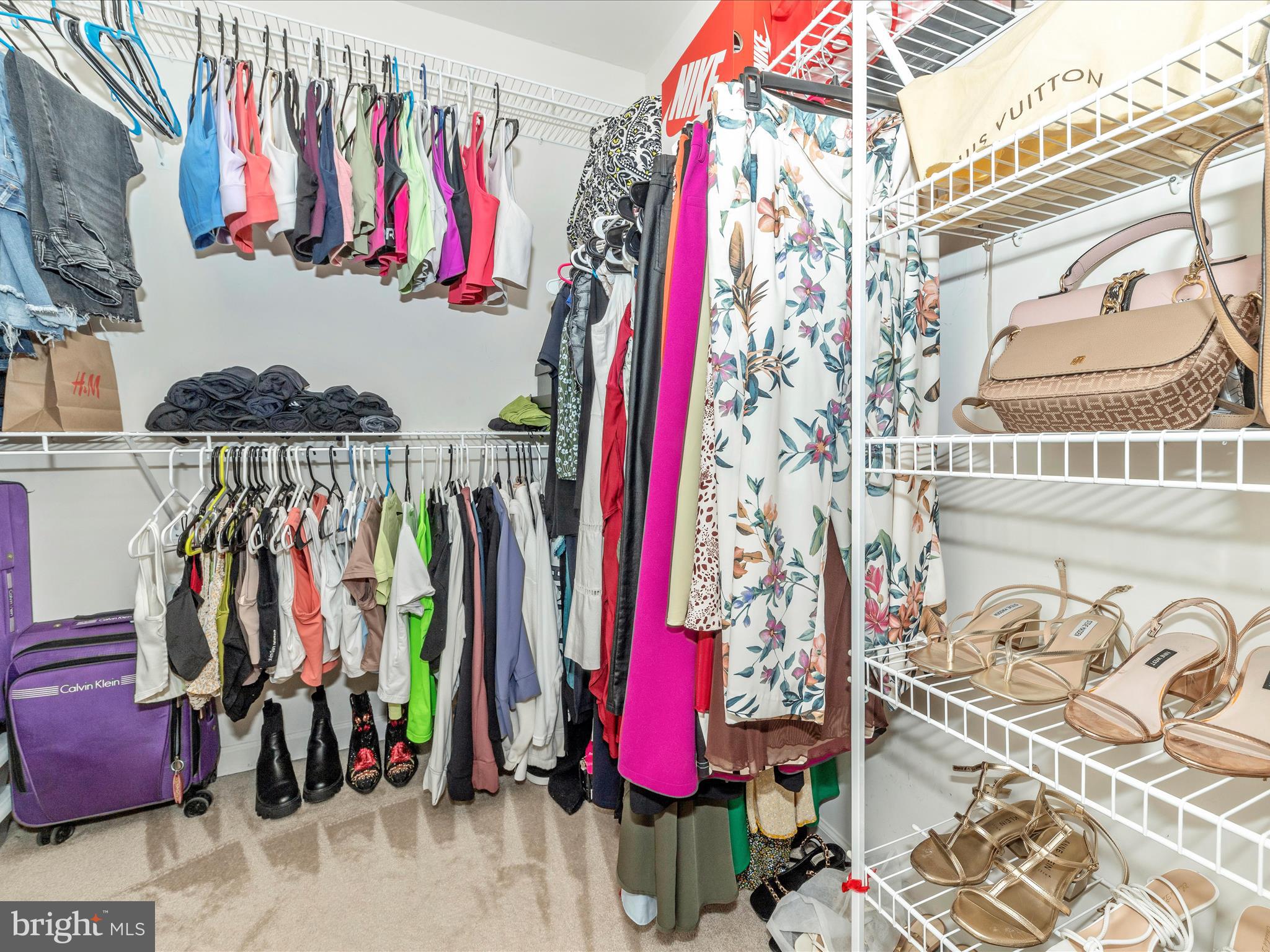 WELLINGTON TRACE - Residential