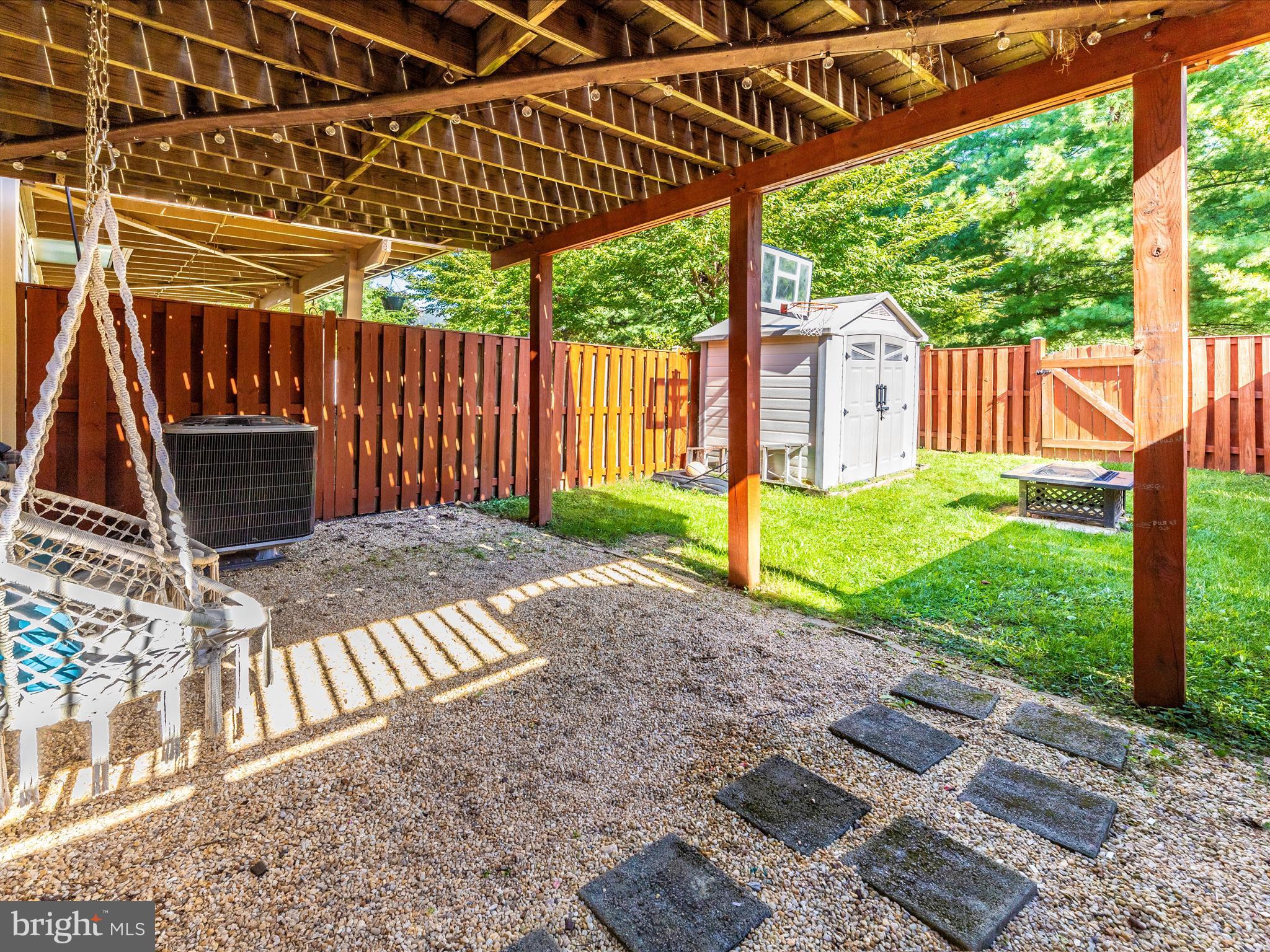 WELLINGTON TRACE - Residential