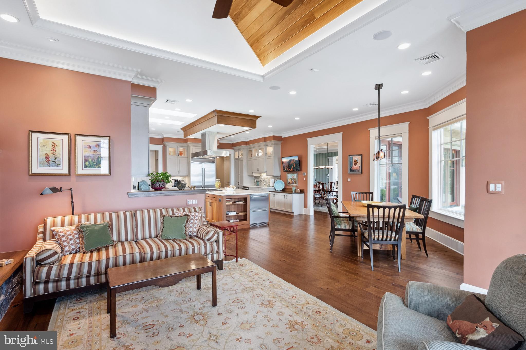 HALLOWING POINT RIVER ESTATES - Residential